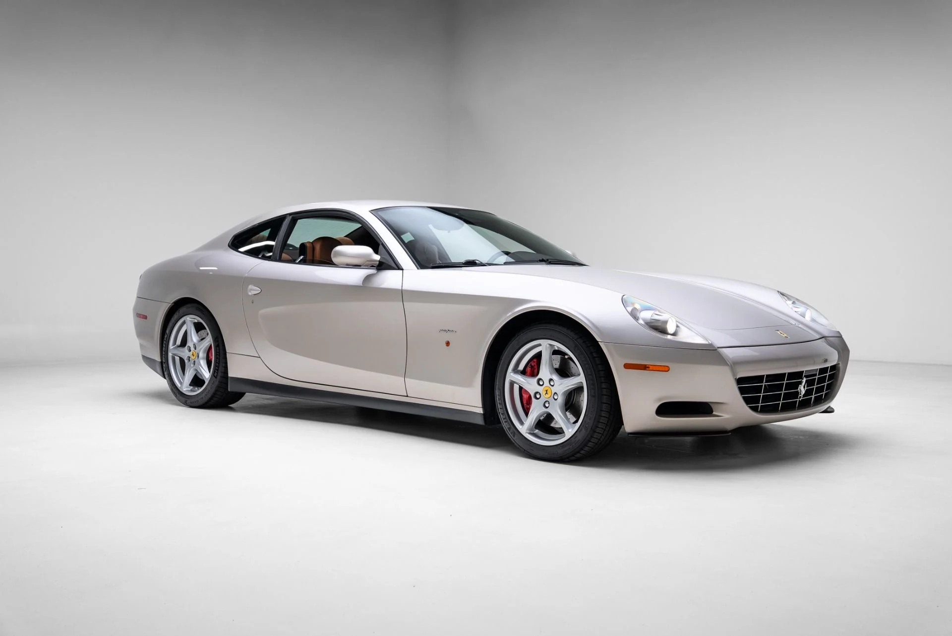 mph008_121322228_Used_2005_Ferrari_612_Scaglietti_1774650455_3625ecaeab