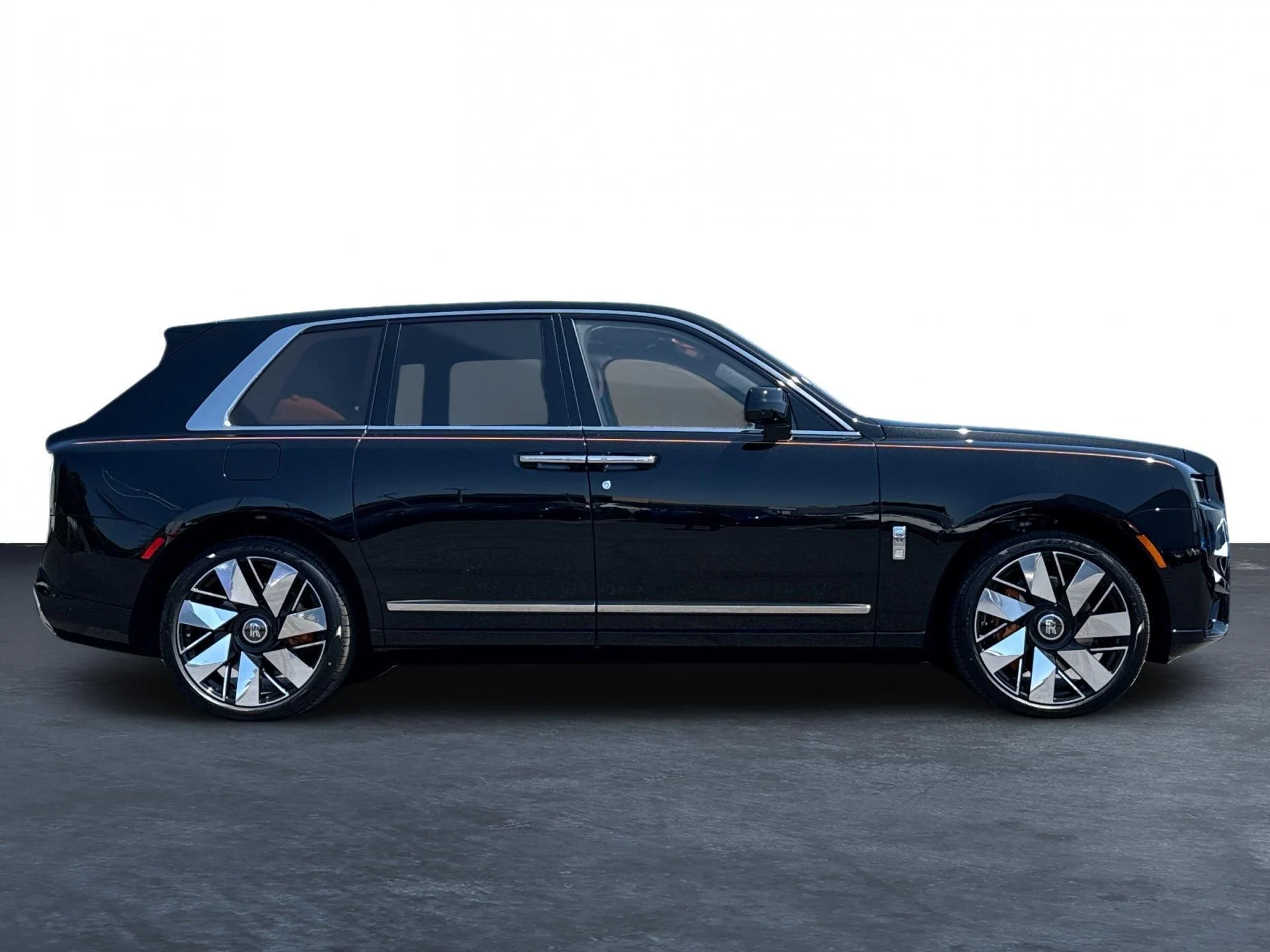mph008_1217216976_New_2027_Rolls_Royce_Cullinan_Sport_Utility_1786096202_5b8df53e04