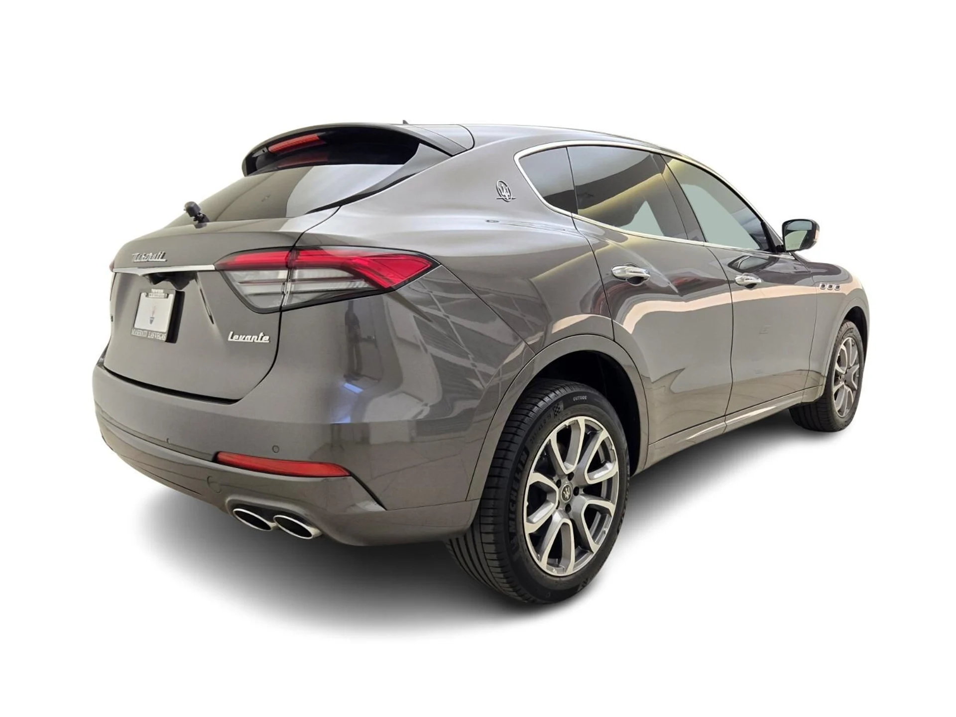 mph008_1221140666_Used_2021_Maserati_Levante_S_1768891442_bff754b510
