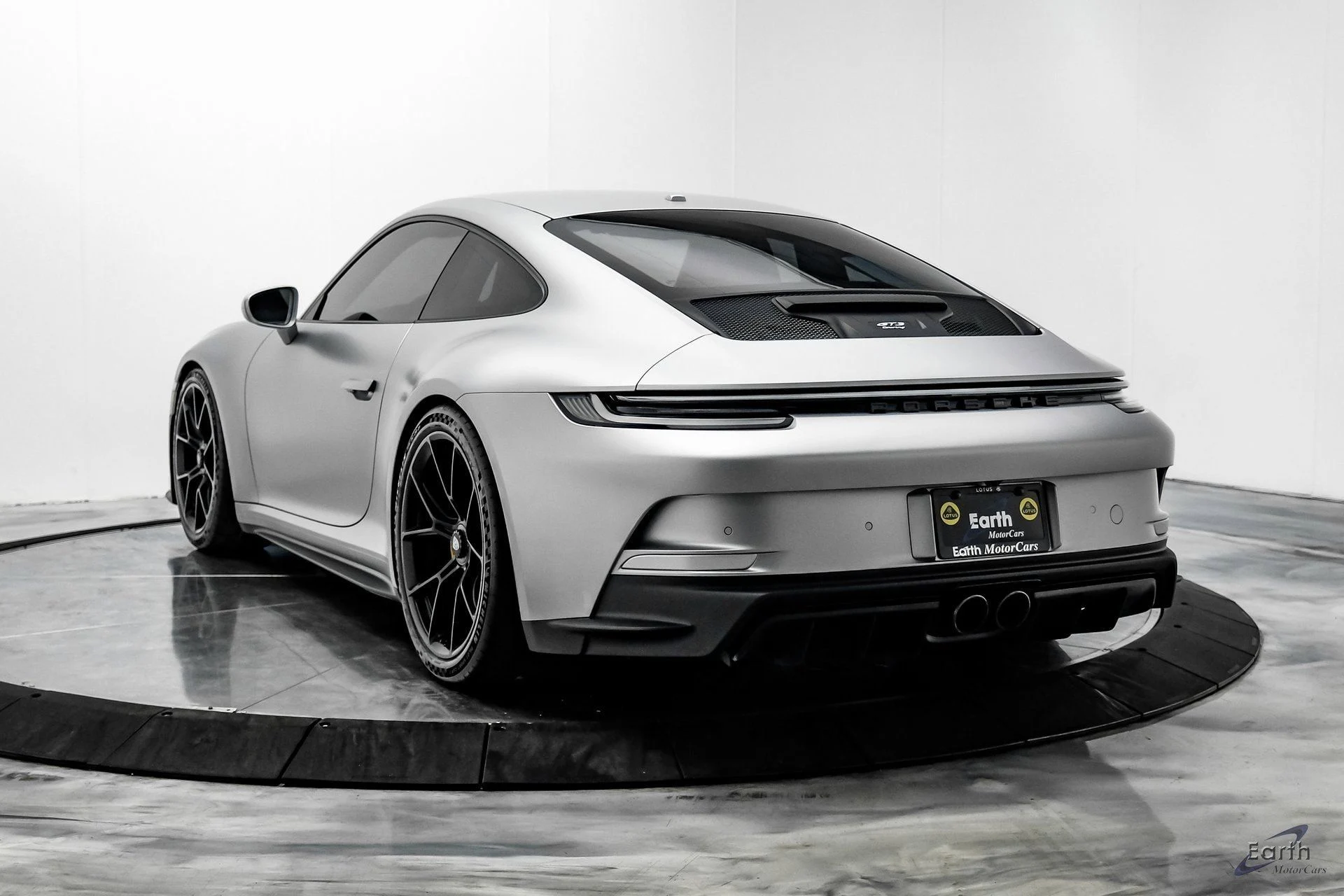 mph008_1227587655_1b47e1c04df5d3546c5714f142d180c8x_ca8fbfbdd3