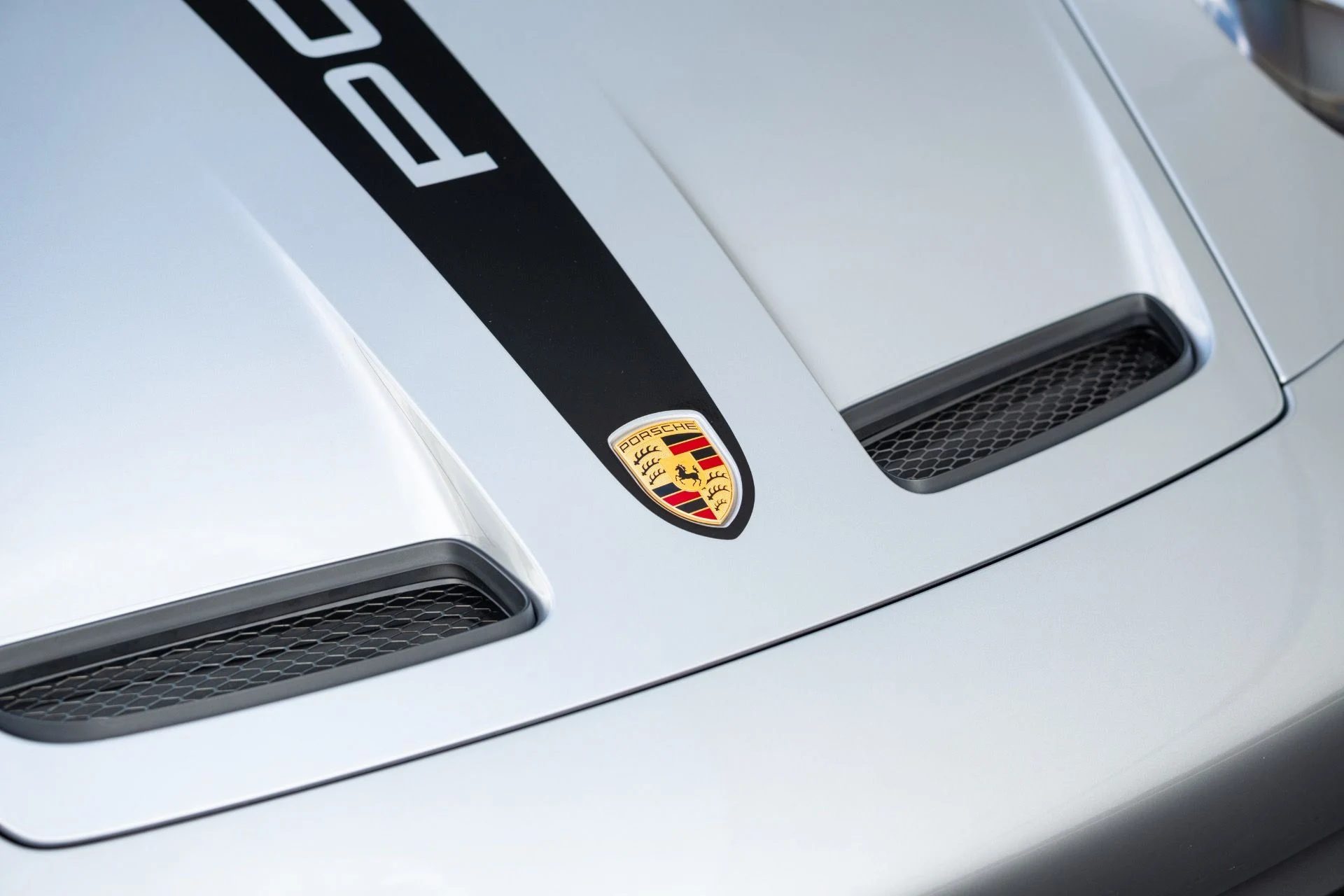 mph008_122770594_Used_2022_Porsche_911_GT_3_w_Touring_1769199513_004eede2d9