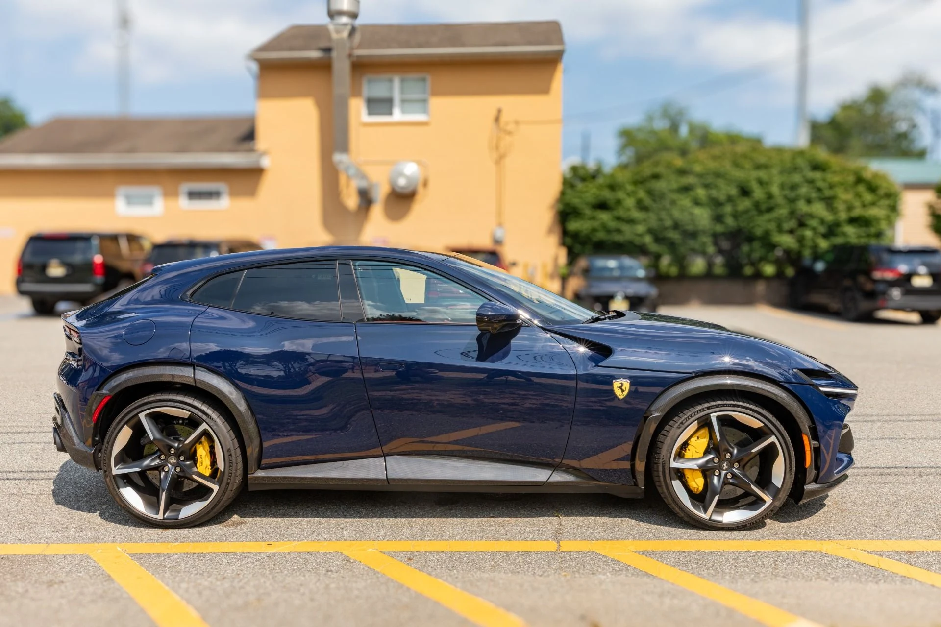 mph008_1230784062_Used_2026_Ferrari_Purosangue_1785182443_38bc899bea