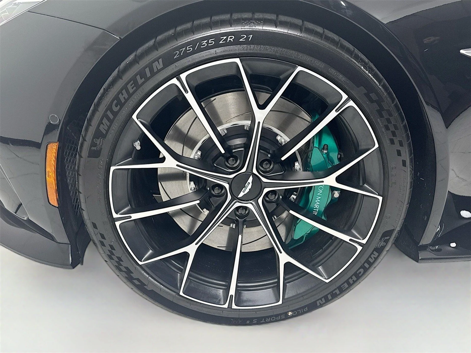 mph008_1234695237_46f4956bb5ab56e0d262290566a5b466x_1925bc07b1