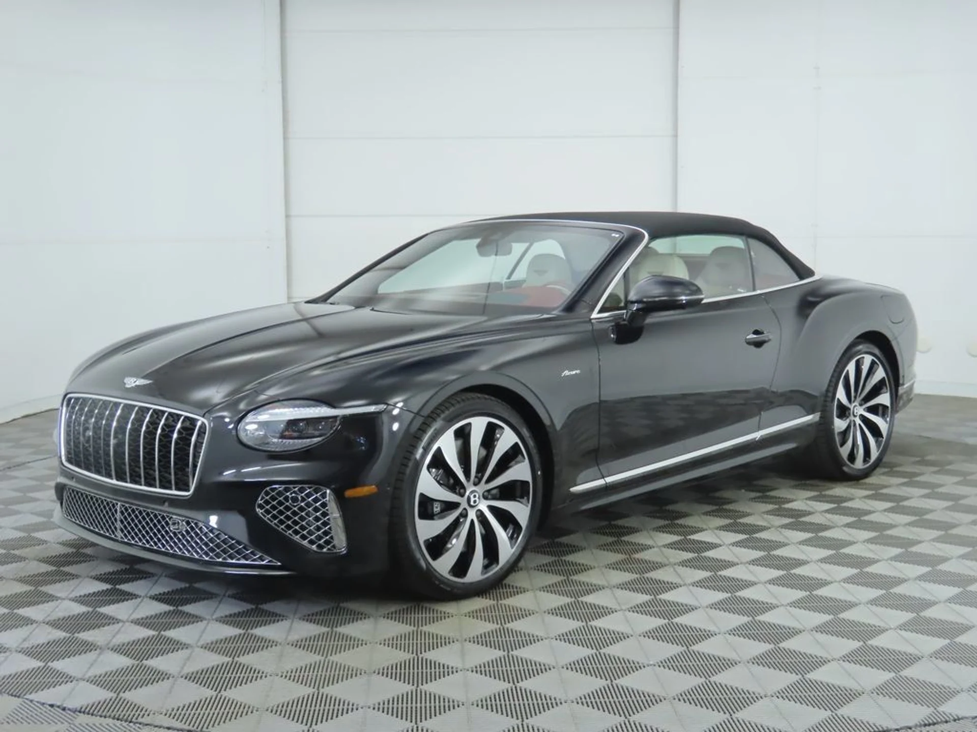 mph008_1238195499_new_2026_bentley_continental_gtc_8119_22975587_9_1024_4eca49031c