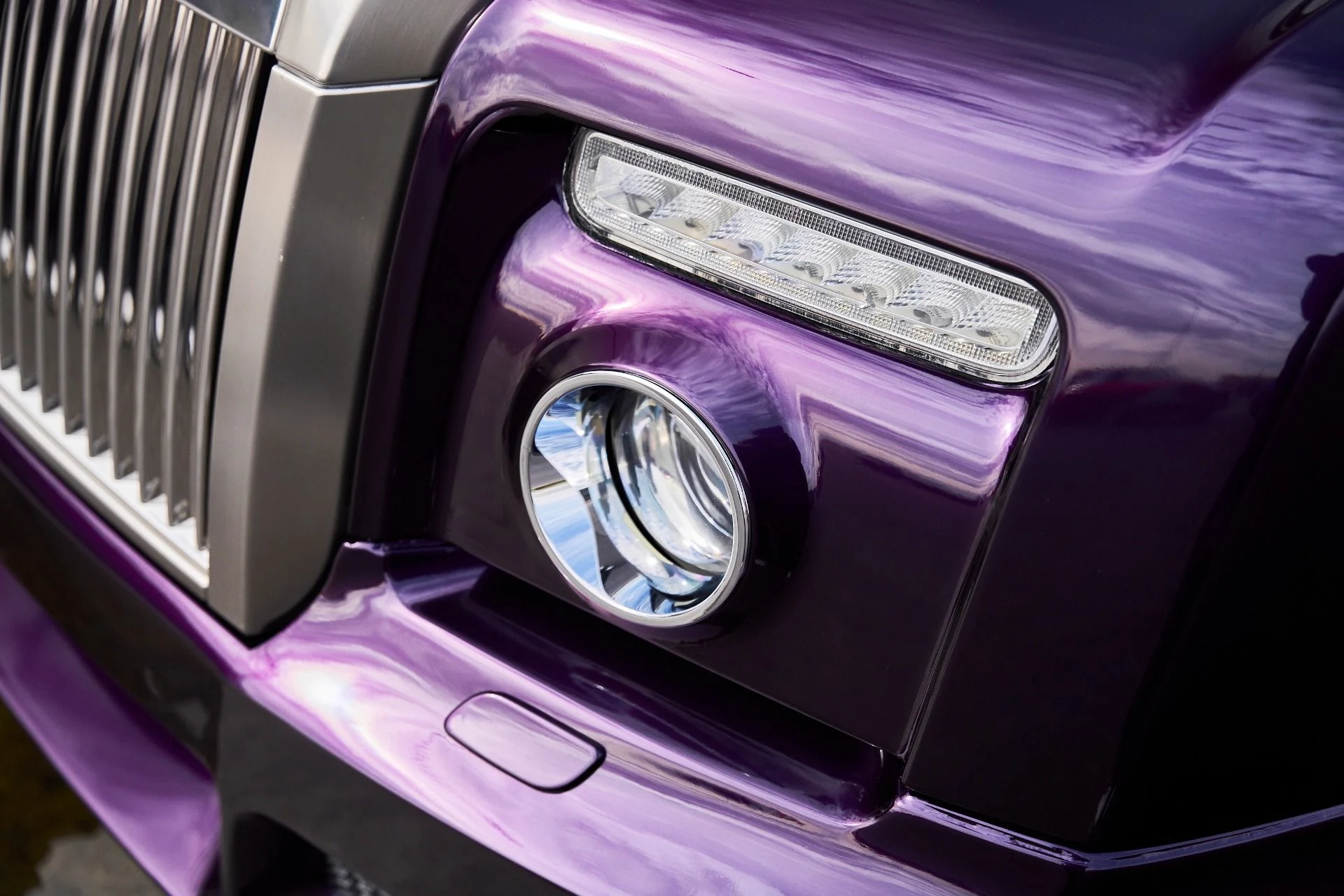 mph008_1240053976_Used_2008_Rolls_Royce_Phantom_Drophead_Coupe_Base_1769135980_1dc09820b9