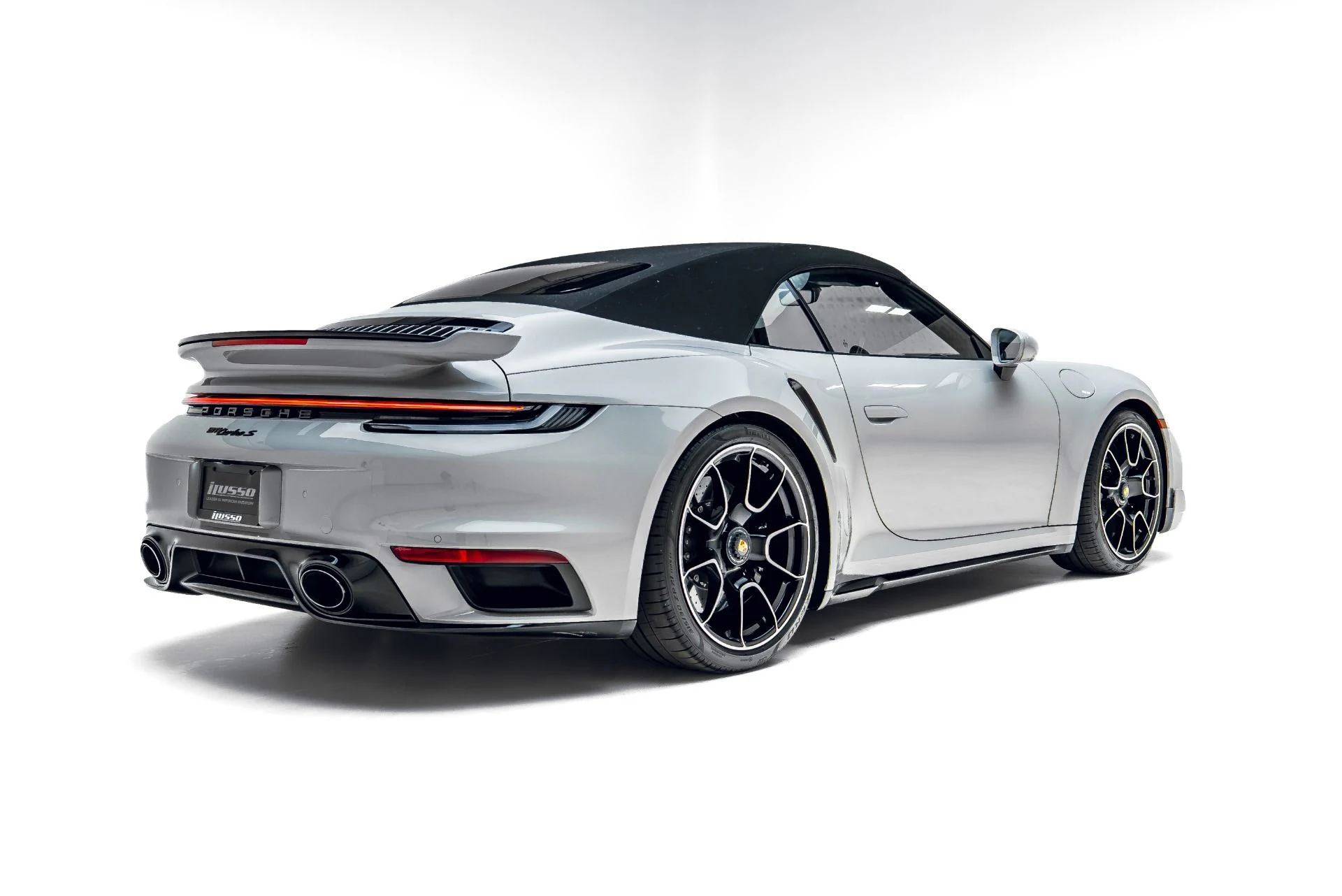 mph008_1245686057_Used_2022_Porsche_911_Turbo_S_Cabriolet_1782847626_b74eadf17f
