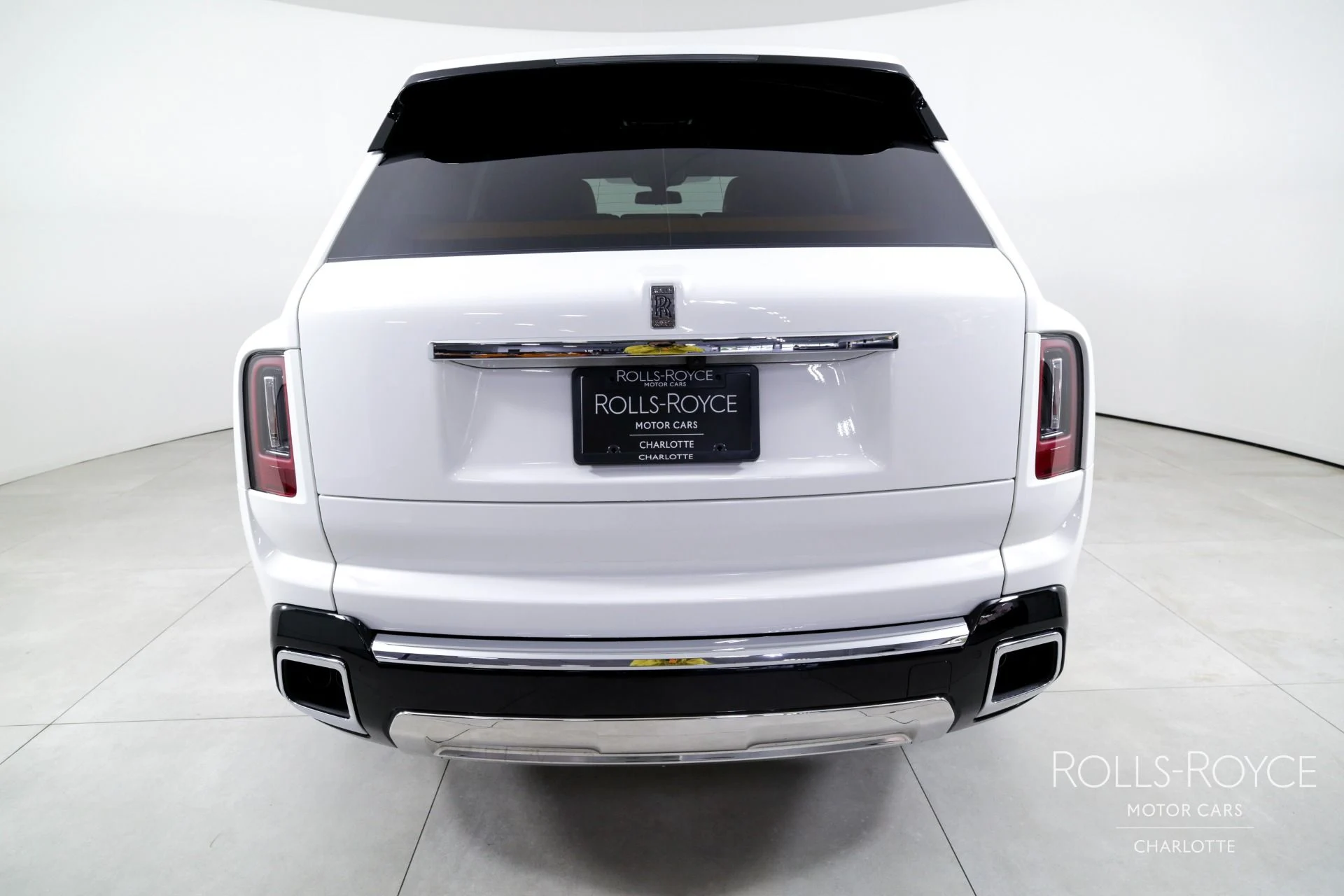 mph008_1248046058_Used_2025_Rolls_Royce_Cullinan_1745265195_1b88596be5