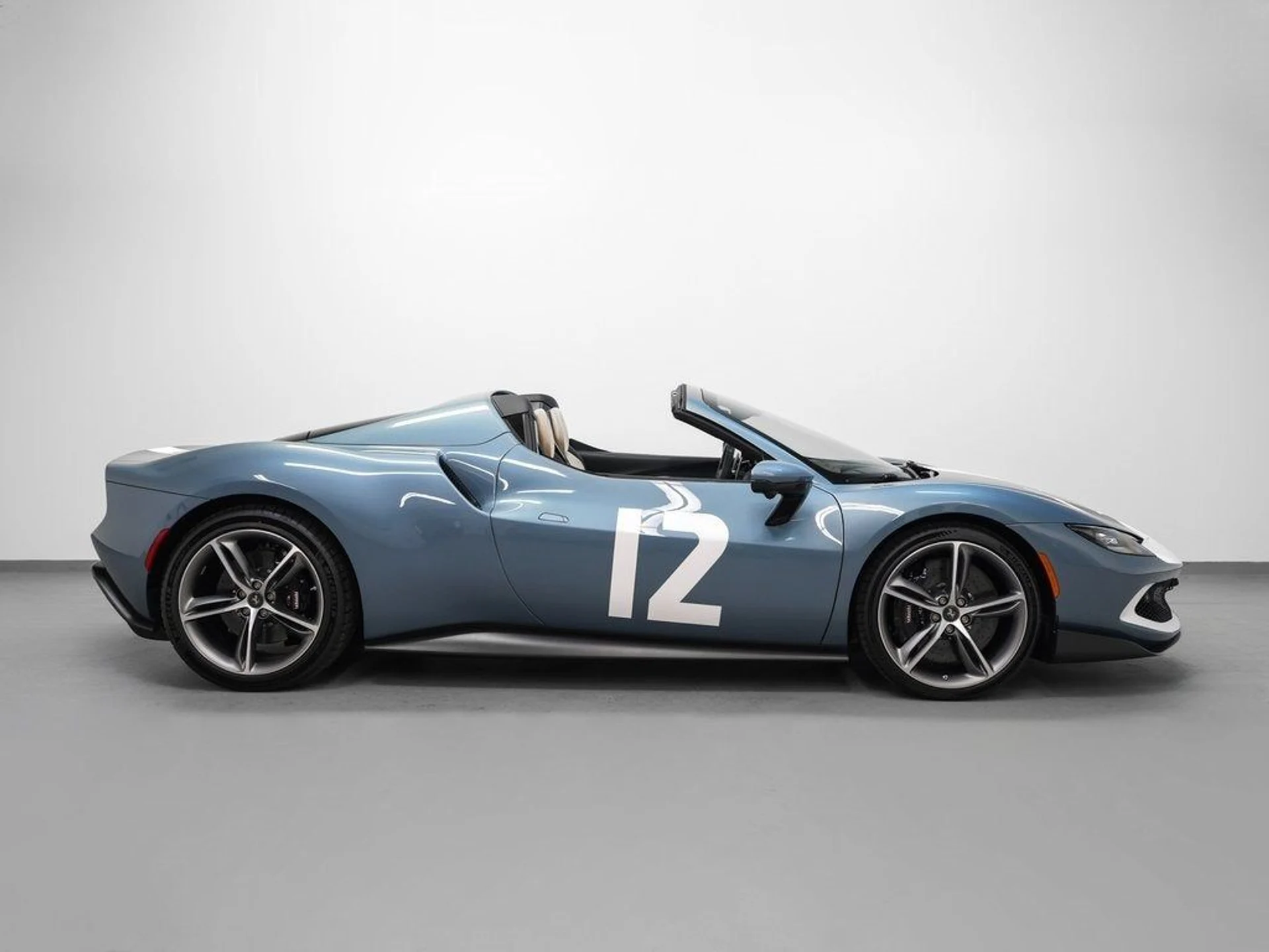 mph008_125382950_9_1c4e1275fd