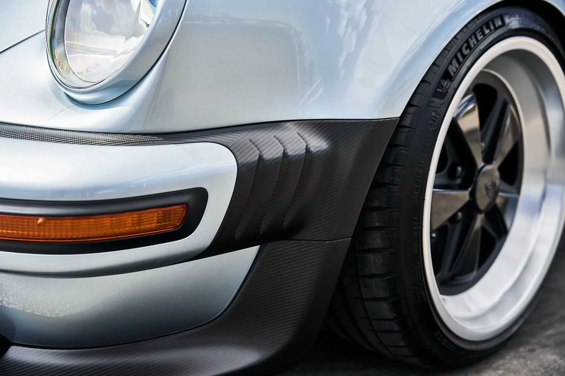 mph008_1262336358_Used_1990_Porsche_911_1789729586_9aeccf1053