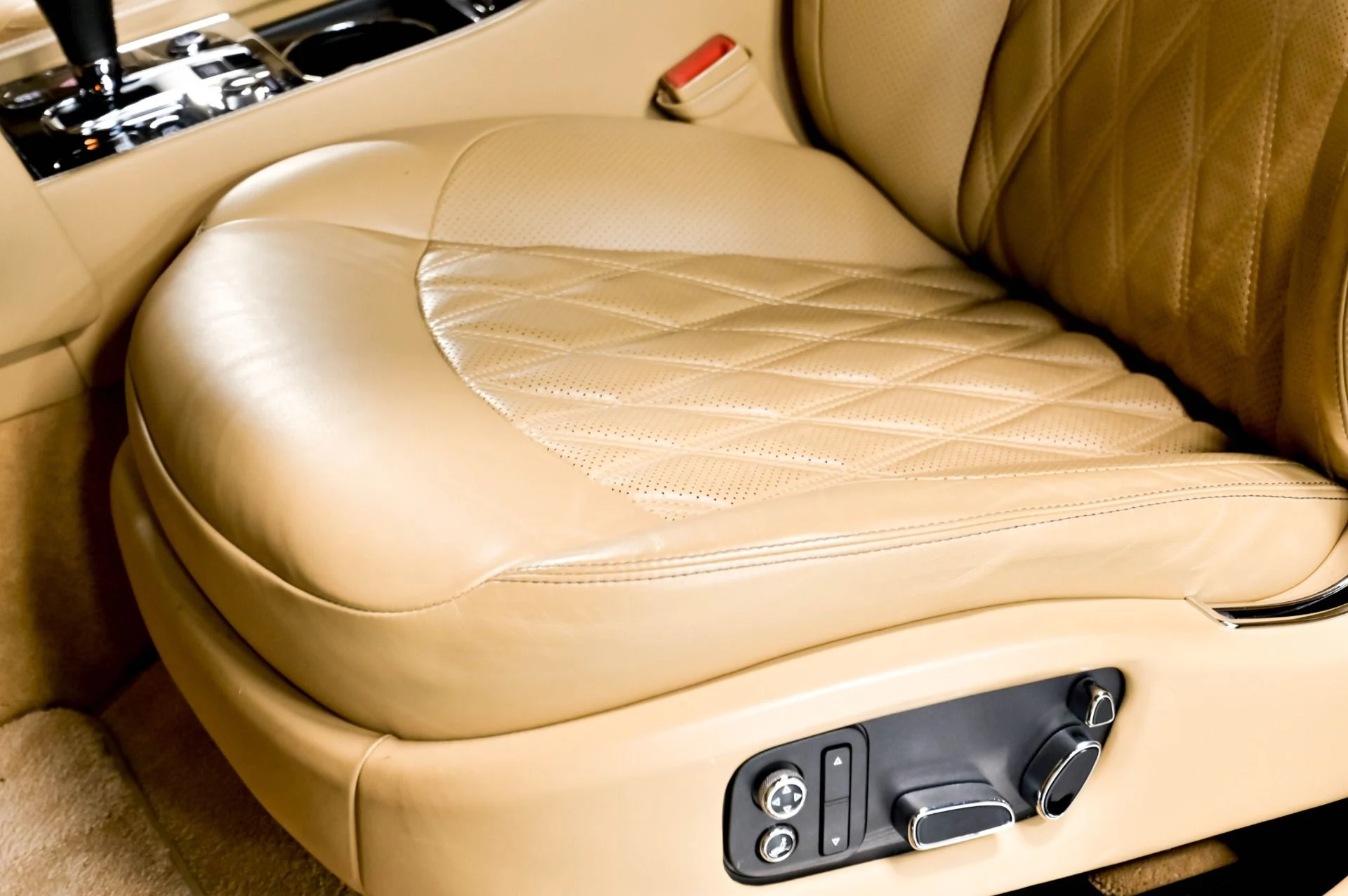 mph008_1274587150_Used_2017_Bentley_Mulsanne_1782570878_6cb87890d0