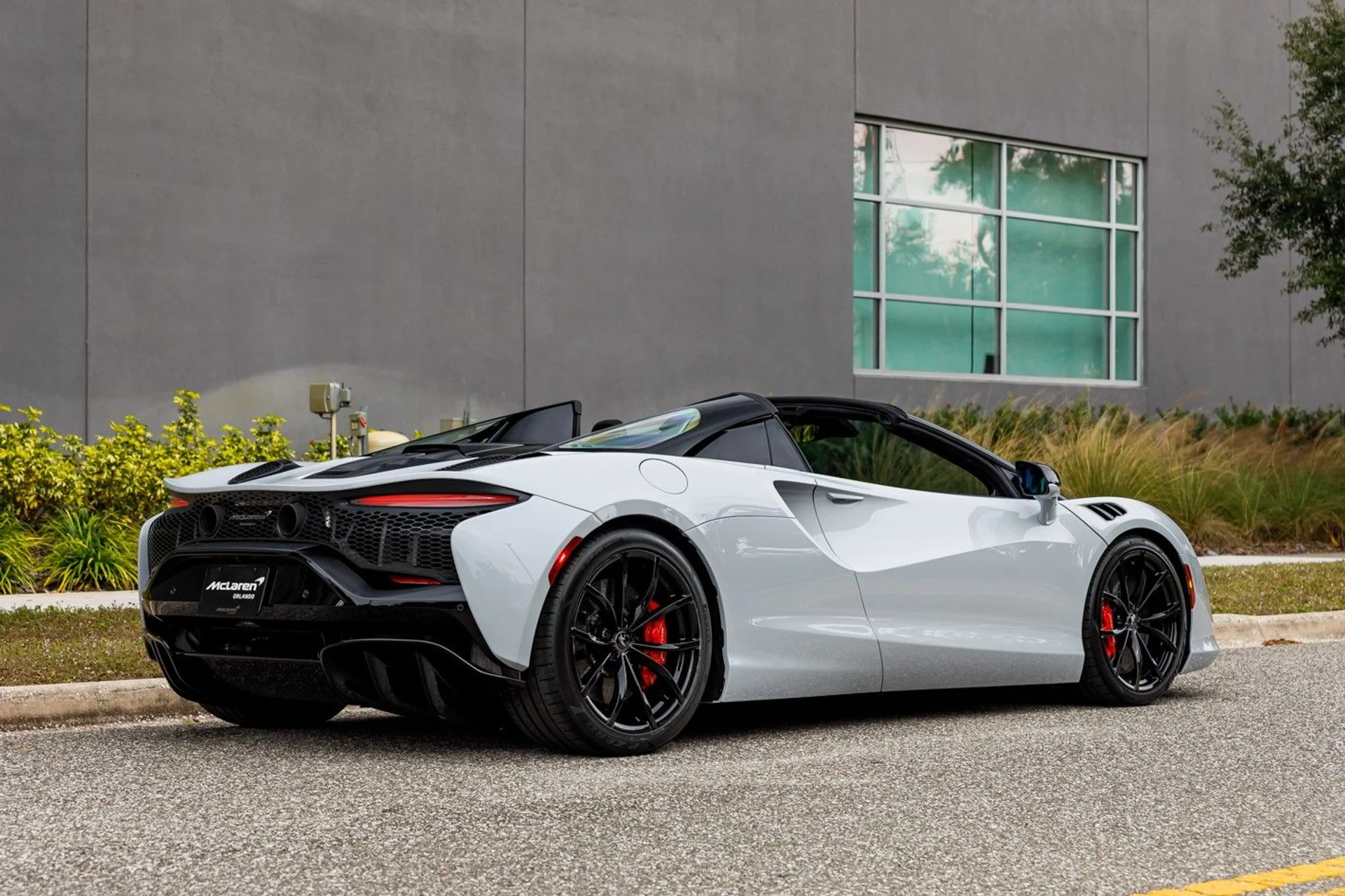 mph008_129234717_446_p9_l_8dfd912f49