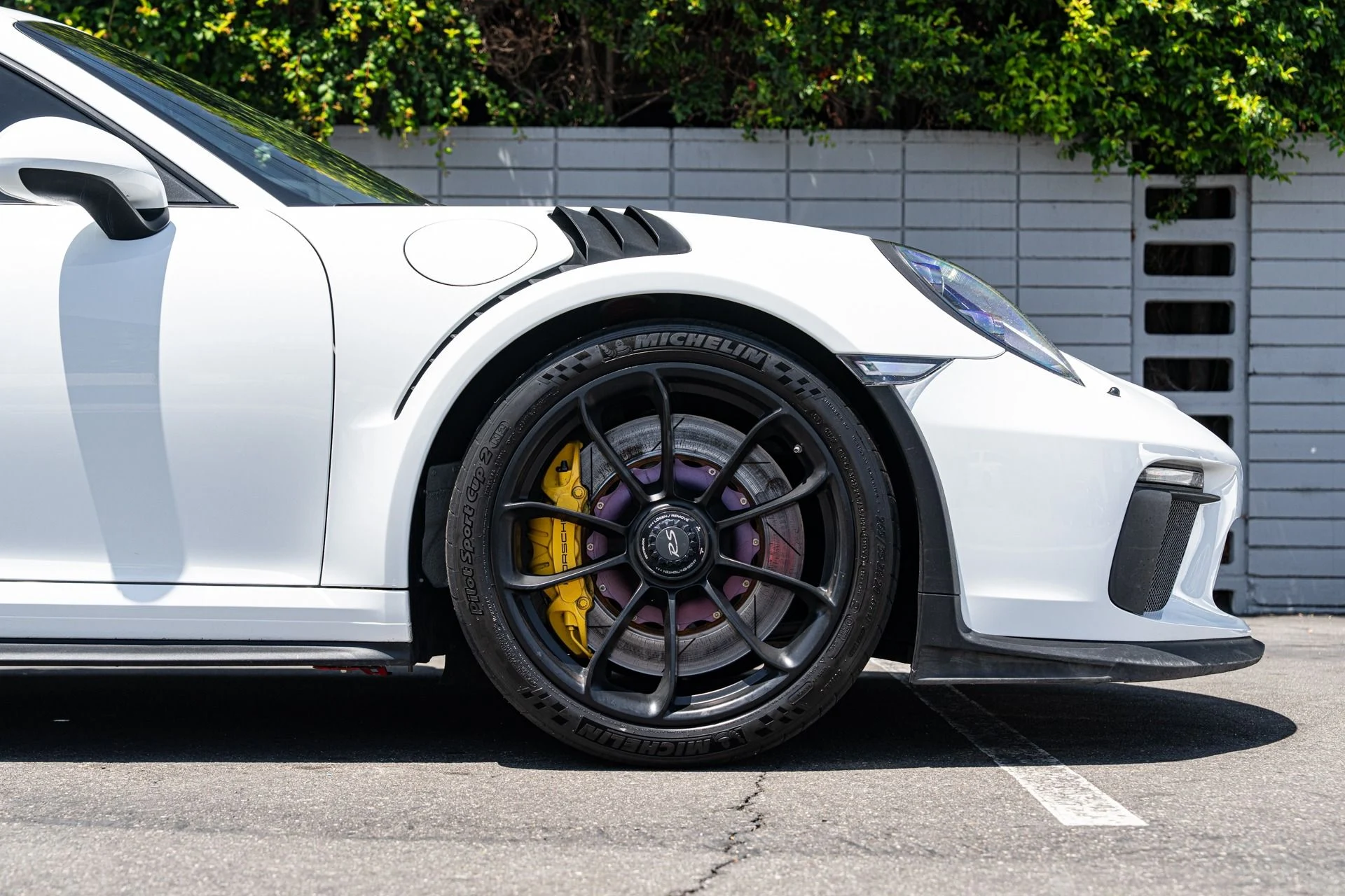 mph008_1294163300_Used_2019_Porsche_911_GT_3_RS_1754072602_2d66b1ee14