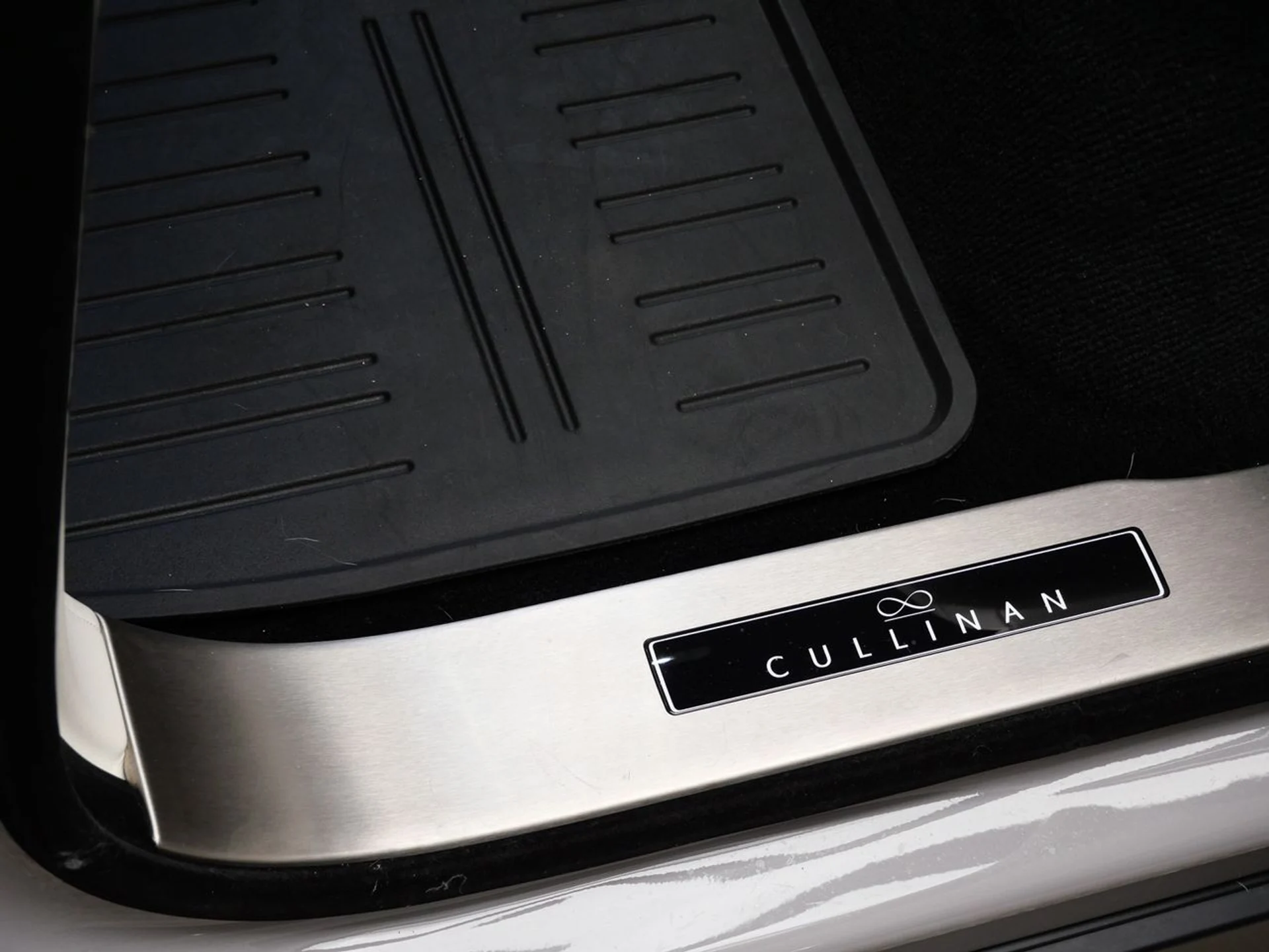 mph008_1299124271_9b58904477e67ac146e7cfbf1ad3317ex_f2404585ae