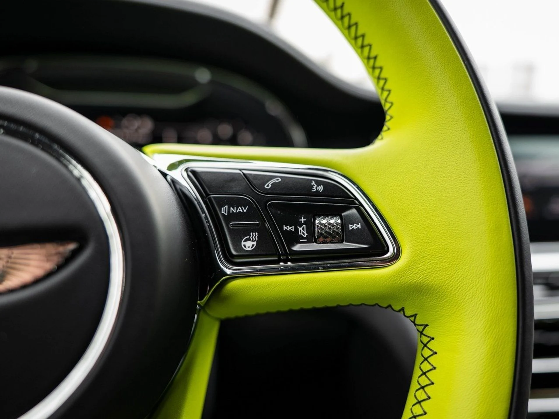 mph008_1300686279_bc6499fda9ee7e15996521ae56f31b18x_13cdfe6611