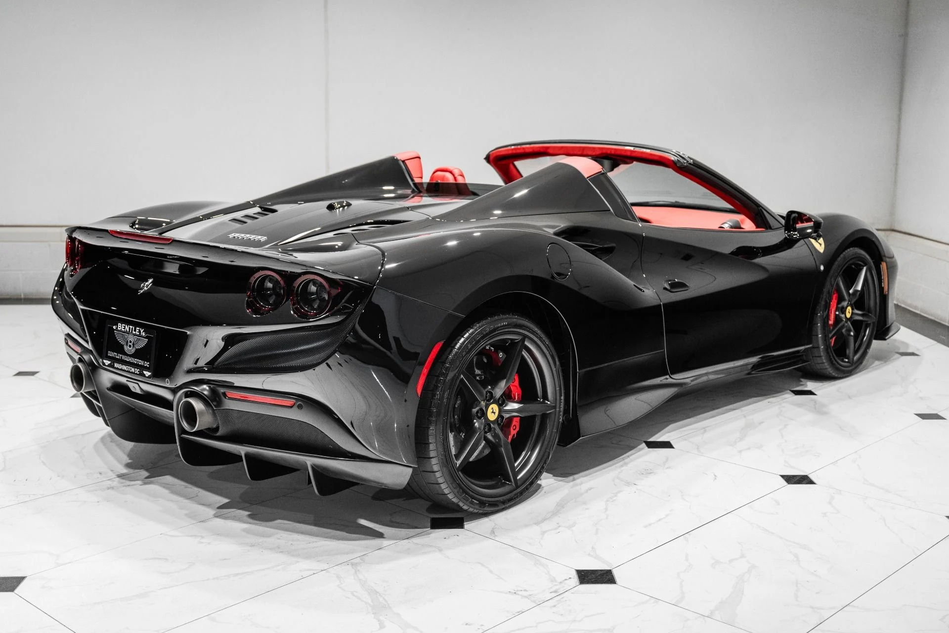 mph008_1337342092_Used_2021_Ferrari_F8_Spider_1788191759_a5887fca73