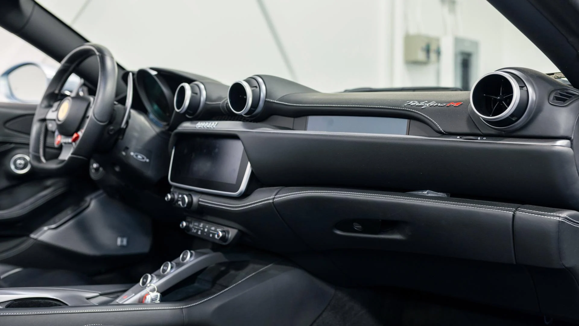 mph008_1343864022_Used_2022_Ferrari_Portofino_M_Base_1782922812_867f367eee