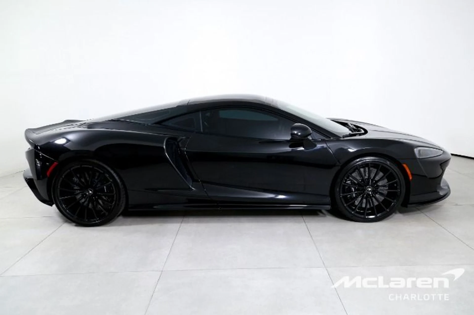 mph008_135723957_Used_2023_Mc_Laren_GT_4fa1f6d2d0