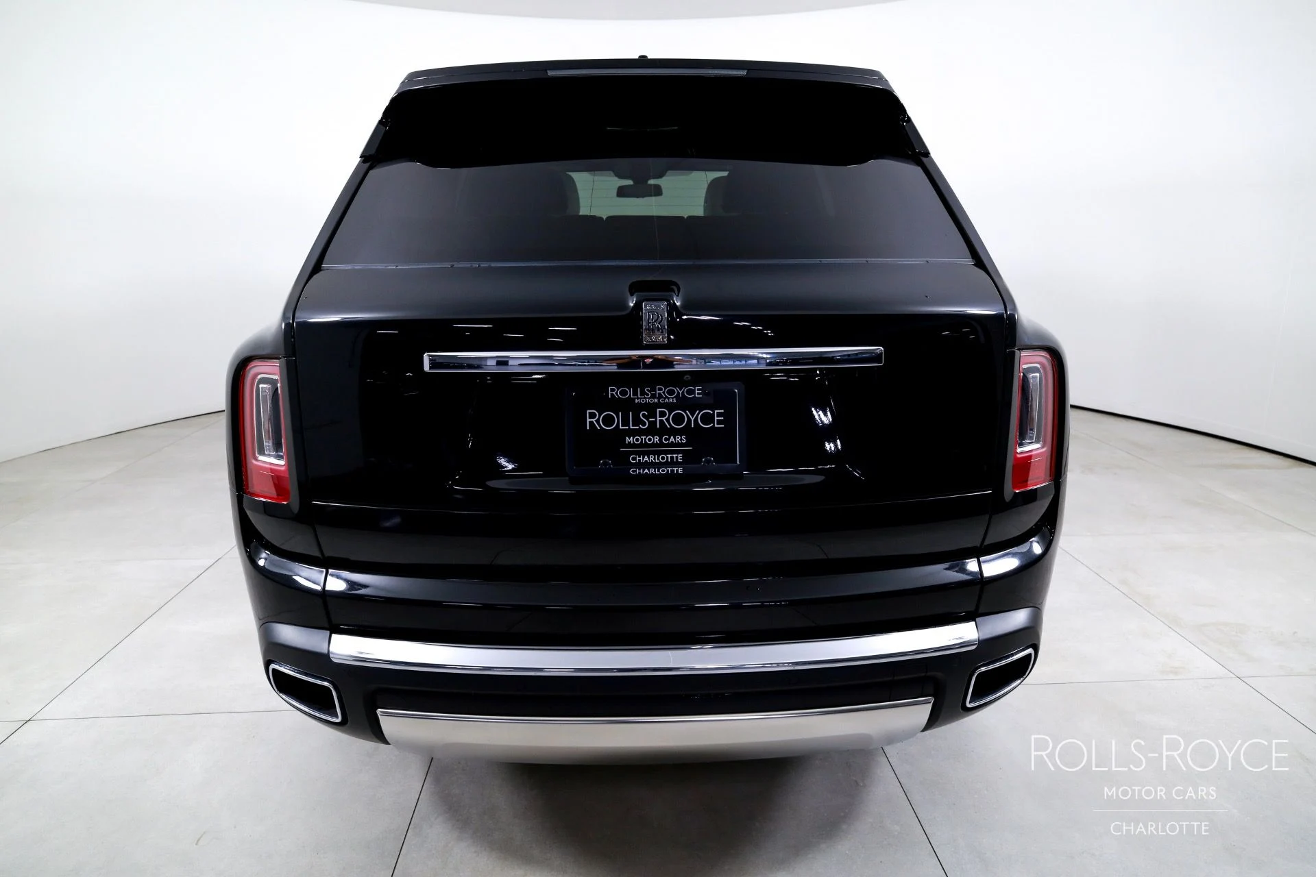 mph008_1360014039_Used_2022_Rolls_Royce_Cullinan_1754585969_363e698178
