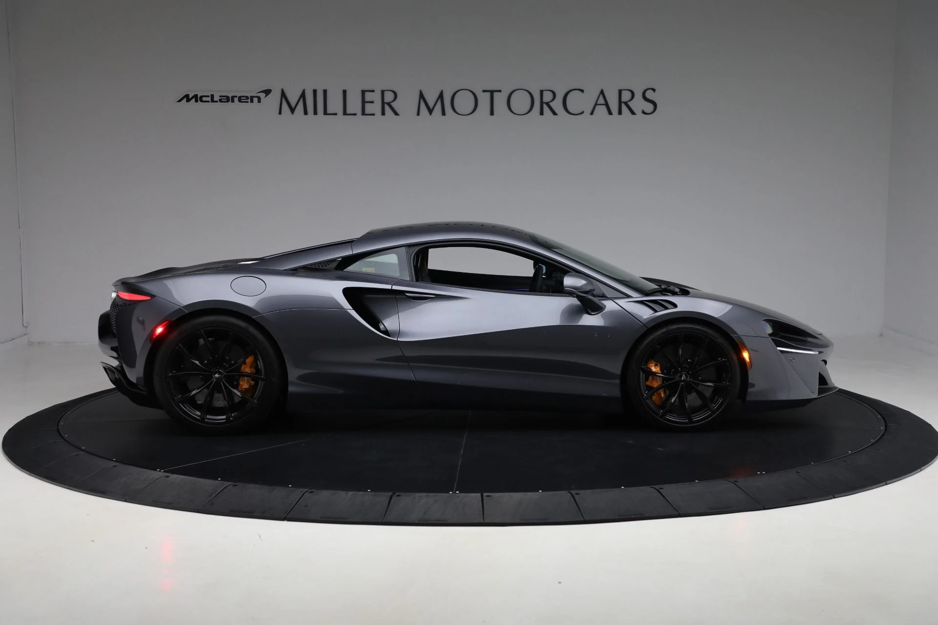 mph008_1364673958_New_2024_Mc_Laren_Artura_Performance_551f6e201e