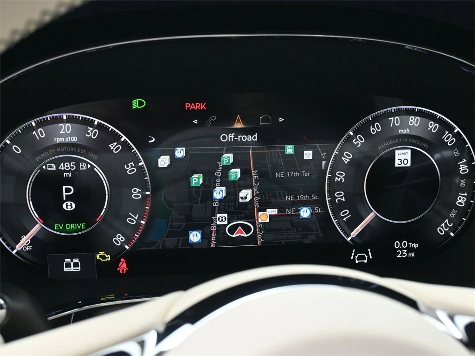 mph008_1369720611_9cae62e8b9dfc71afec3459d8a83045ax_6aa91a3fa1