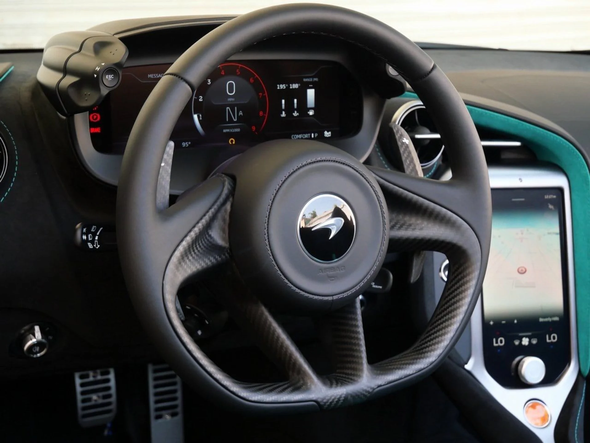 mph008_1372925150_1216ea78a1ece4d6a436b1d51fa60501x_c6e8c1a7e1