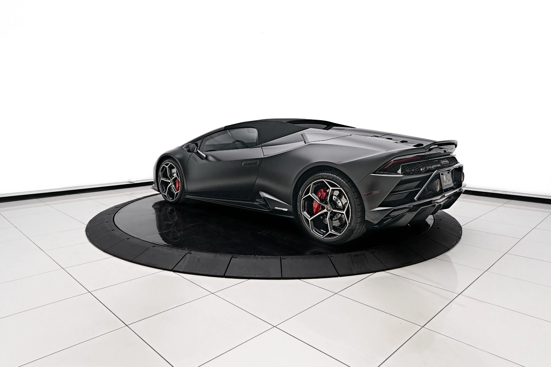 mph008_137352024_Used_2021_Lamborghini_Huracan_EVO_Base_1729305631_10f66ad1d5