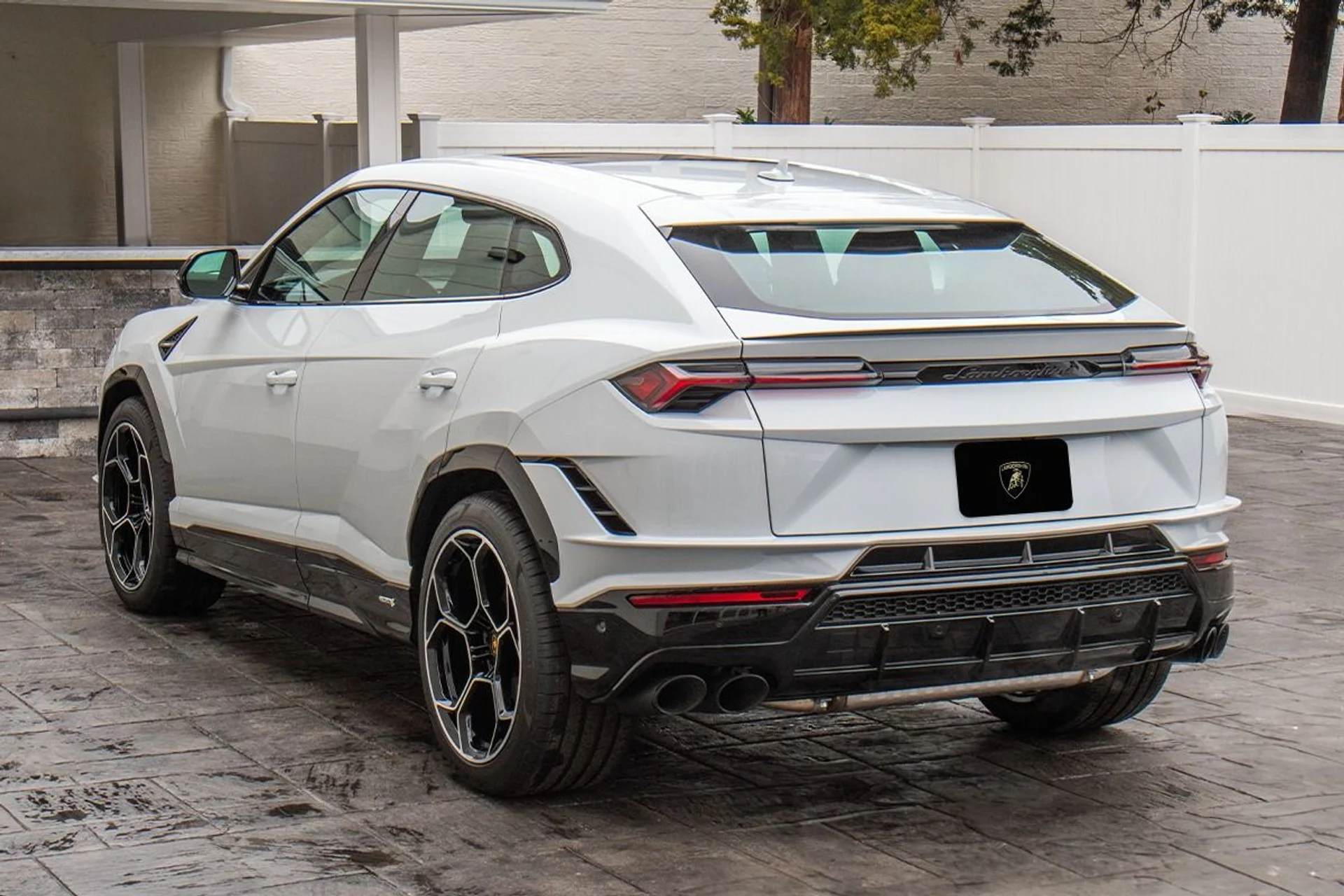mph008_1374278775_Used_2024_Lamborghini_Urus_S_1734957352_dfaf2146d3