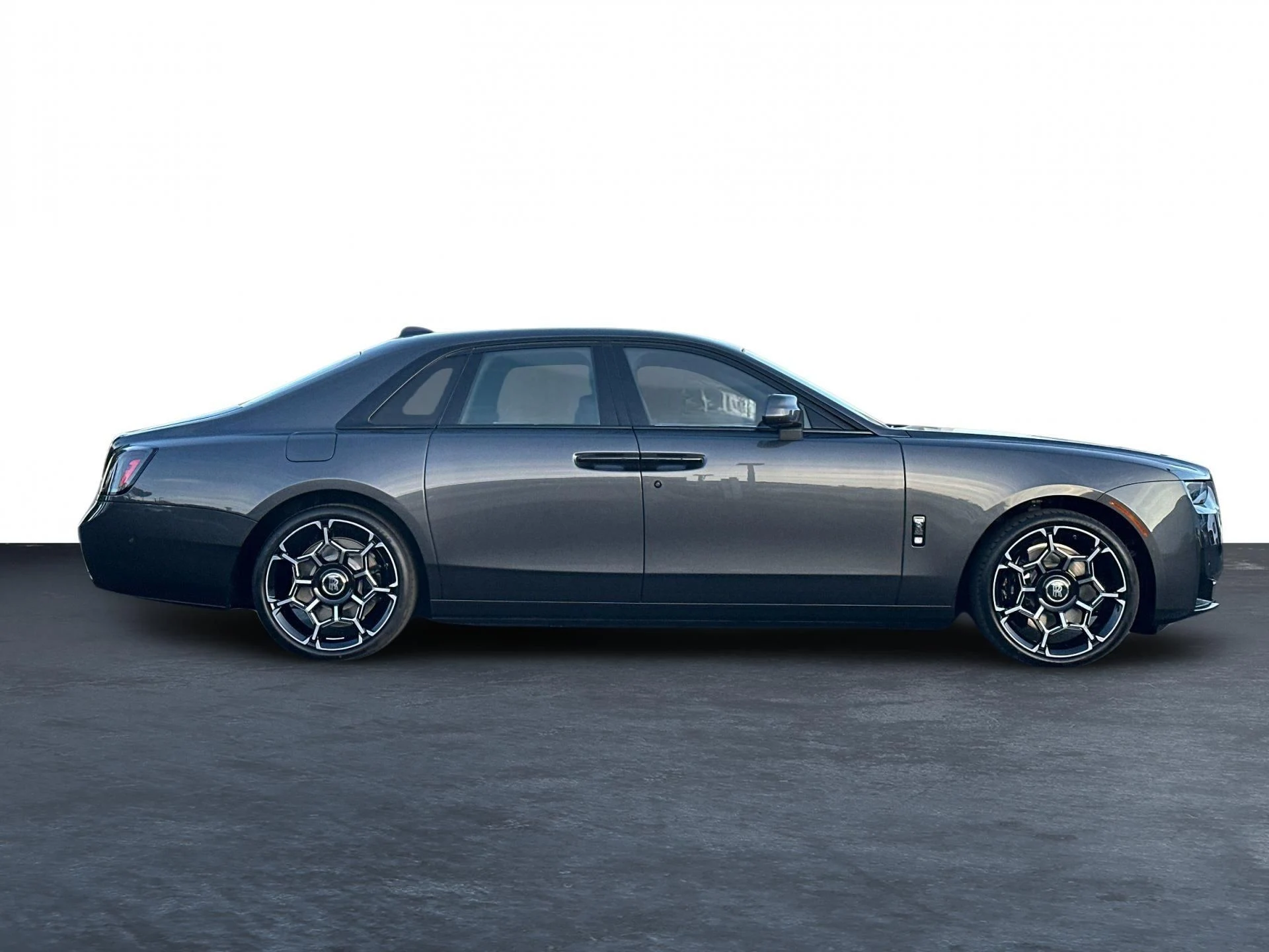 mph008_1374370124_New_2026_Rolls_Royce_Black_Badge_Ghost_1764949816_ec68ac9c8f