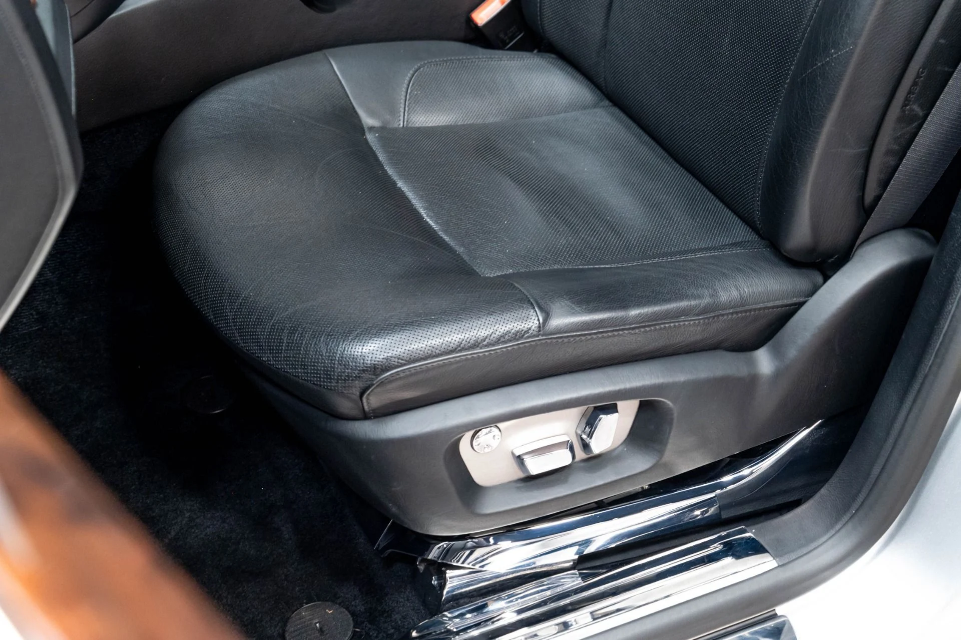 mph008_1378243609_Used_2012_Rolls_Royce_Ghost_1778014944_051965f408