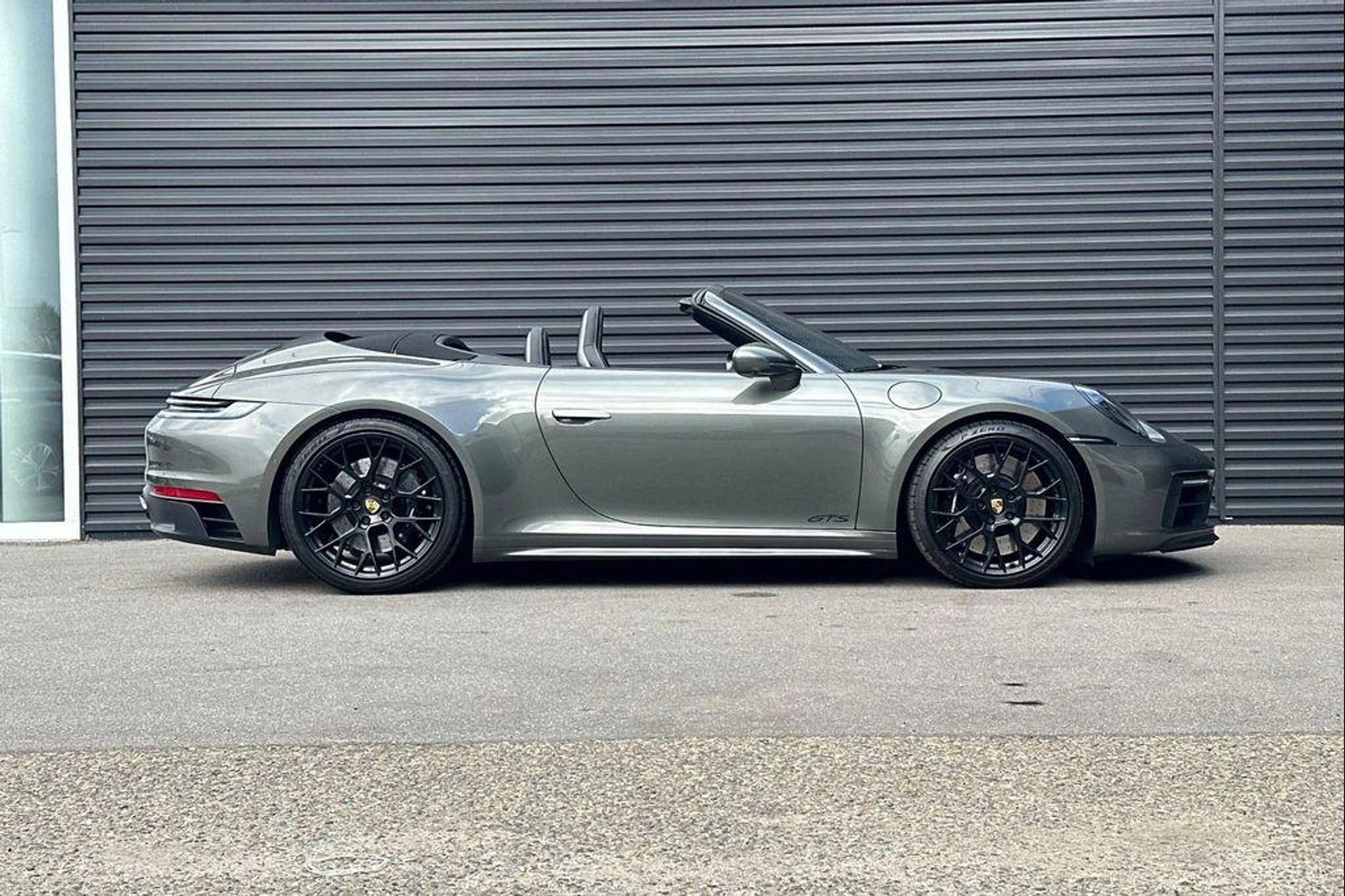 mph008_1385846371_Amk_XMB_Un9g_DZU_5_M19_Qv3_wakdj_Q_69ef73b19d