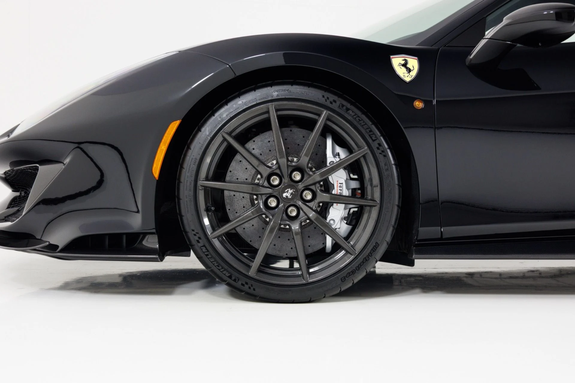 mph008_139098789_Used_2019_Ferrari_488_Pista_1781884382_2b0a5ff5fc