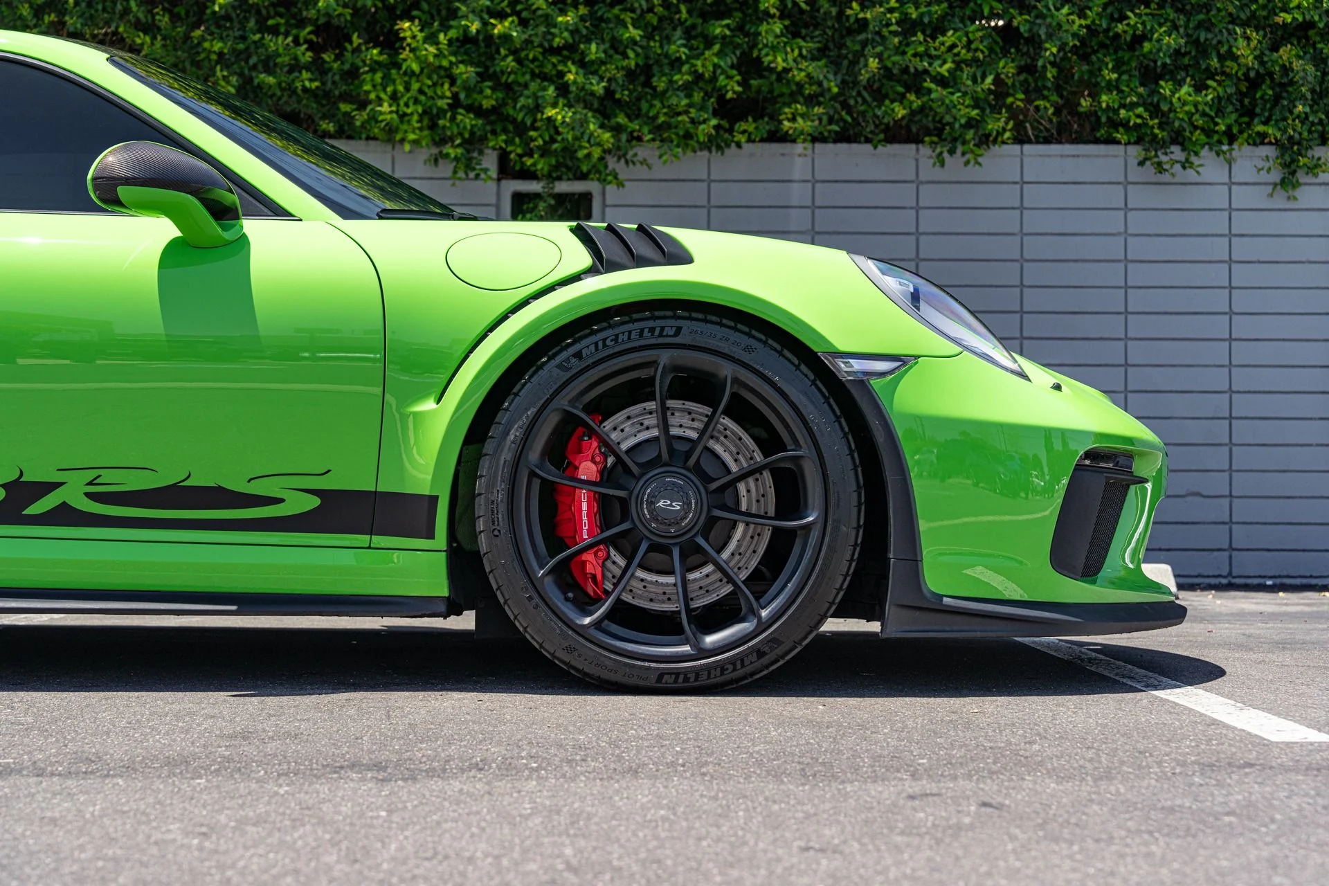 mph008_1392844354_Used_2019_Porsche_911_GT_3_RS_1754072809_2ce8e13d8c