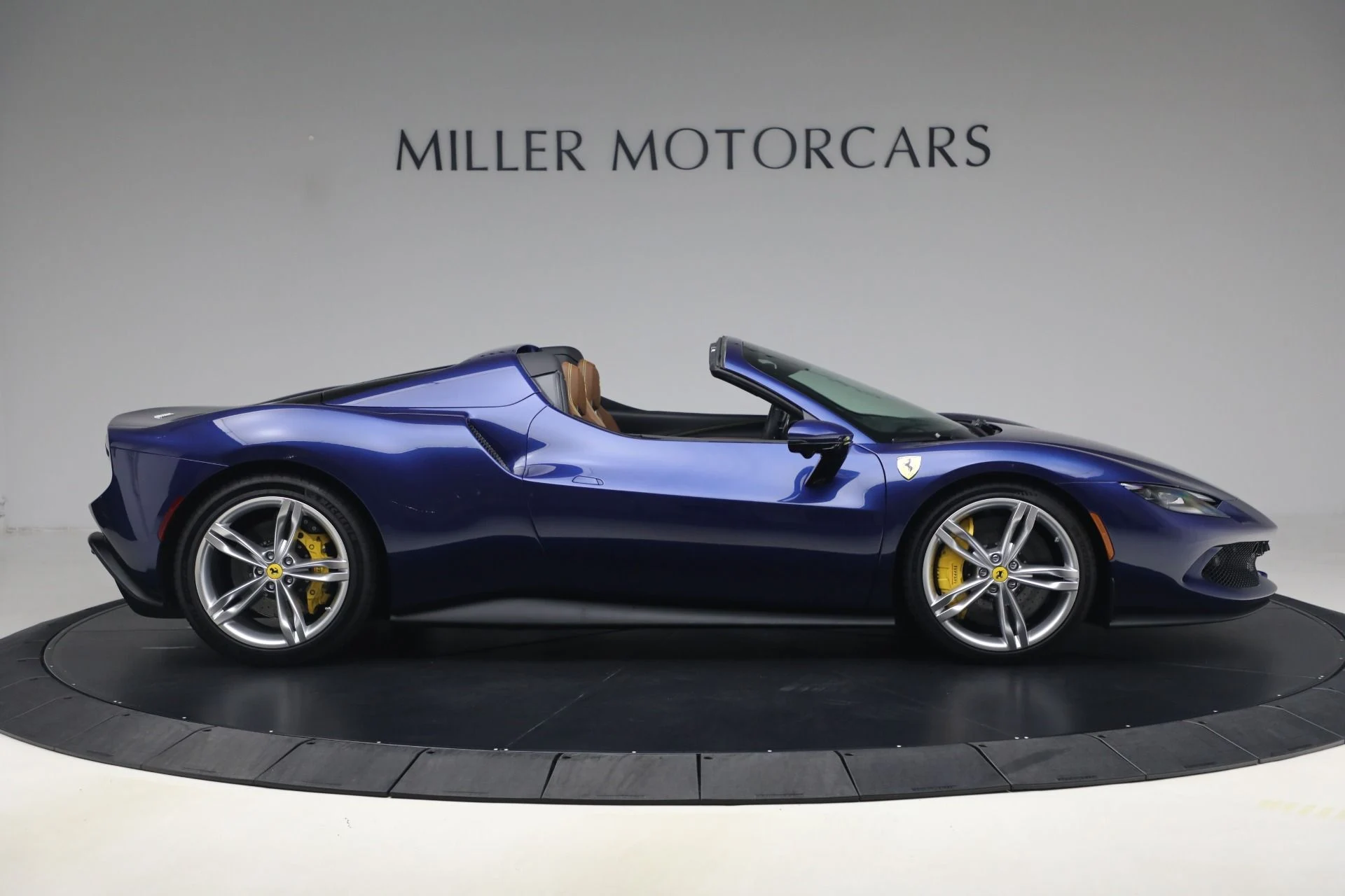 mph008_1397813249_Used_2024_Ferrari_296_GTS_1791999464_8adb50f8b1