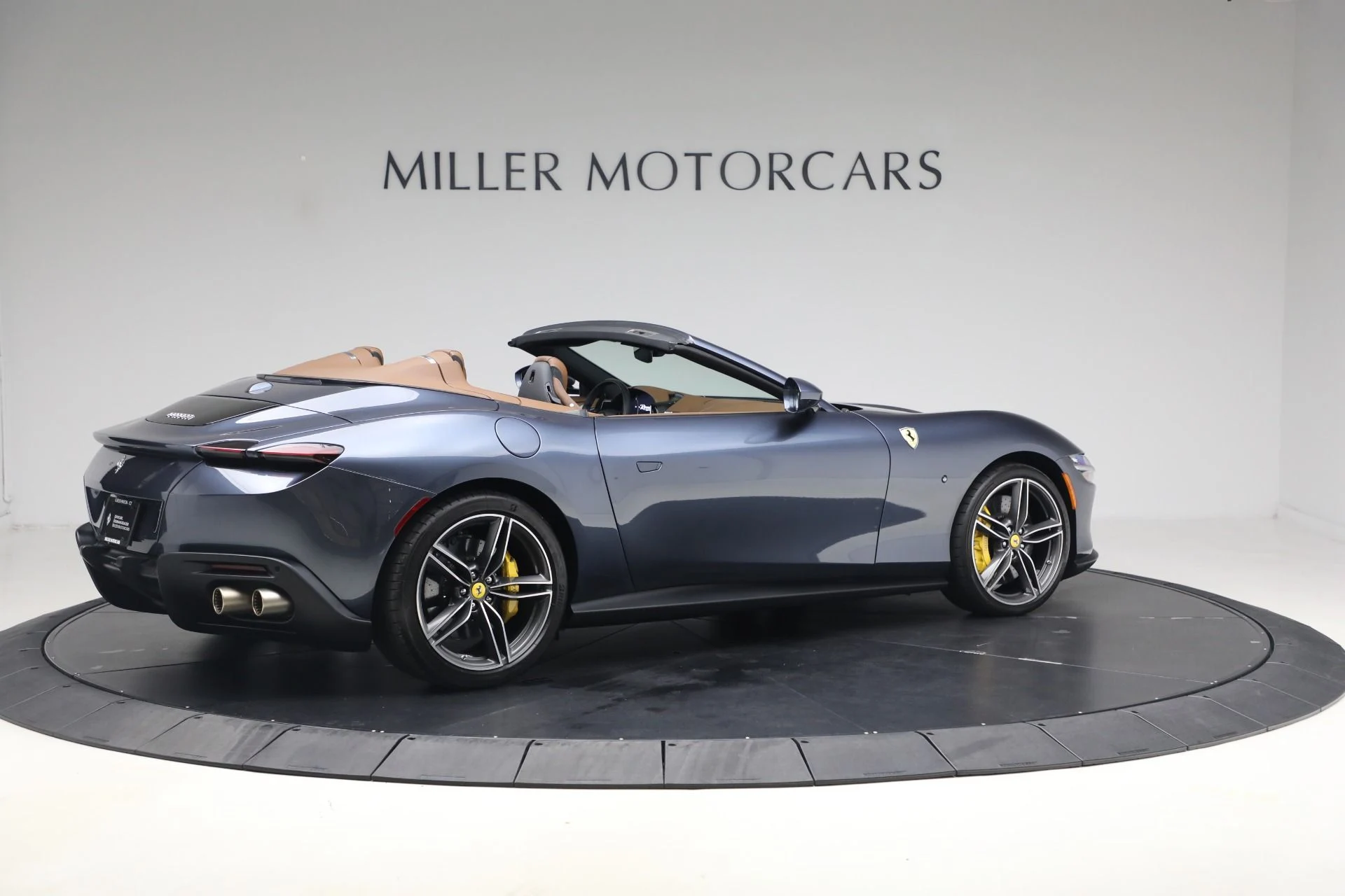 mph008_1401065025_Used_2025_Ferrari_Roma_Spider_1793294137_86f650e3fd