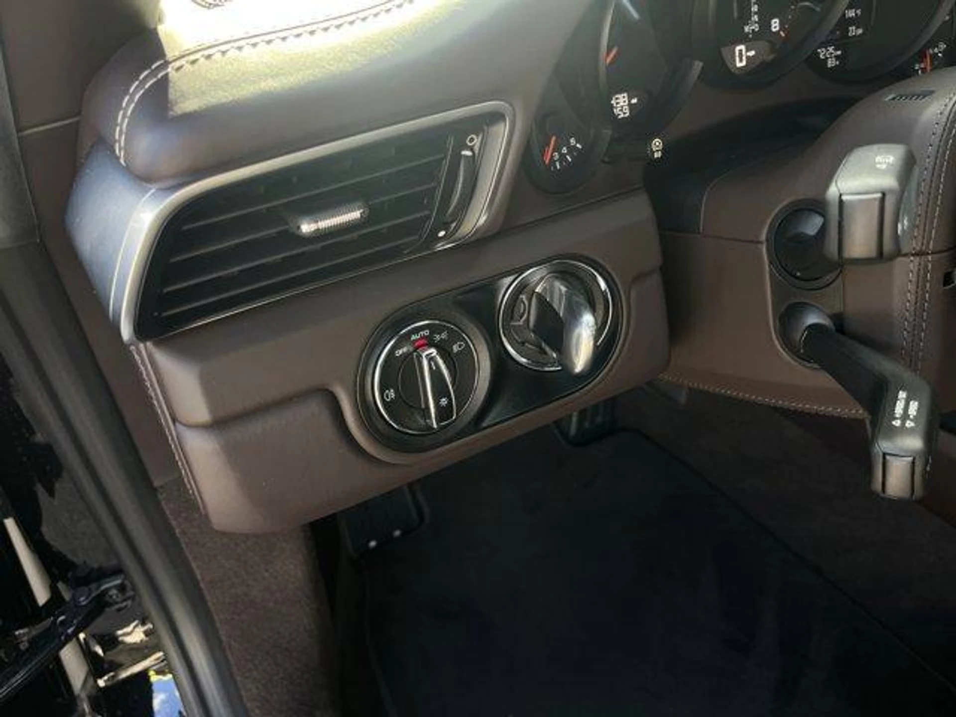 mph008_1404898487_bh_BU_6ufnk_Q5_C3_E1_Anht1_WP_Yr_KSA_cdfdb3c6ce