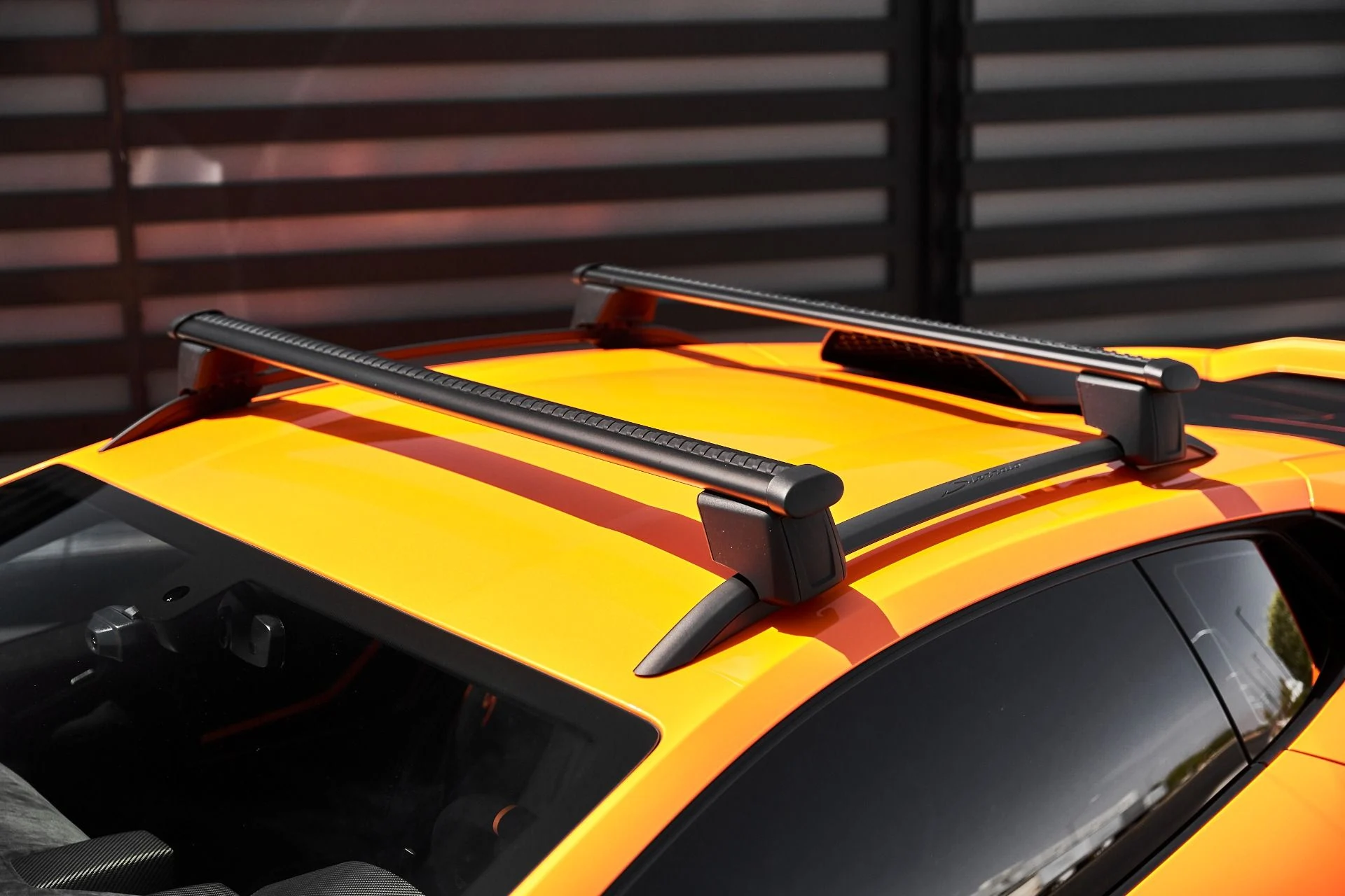 mph008_1409152266_Used_2023_Lamborghini_Huracan_Sterrato_Base_1776823393_3d233d26de