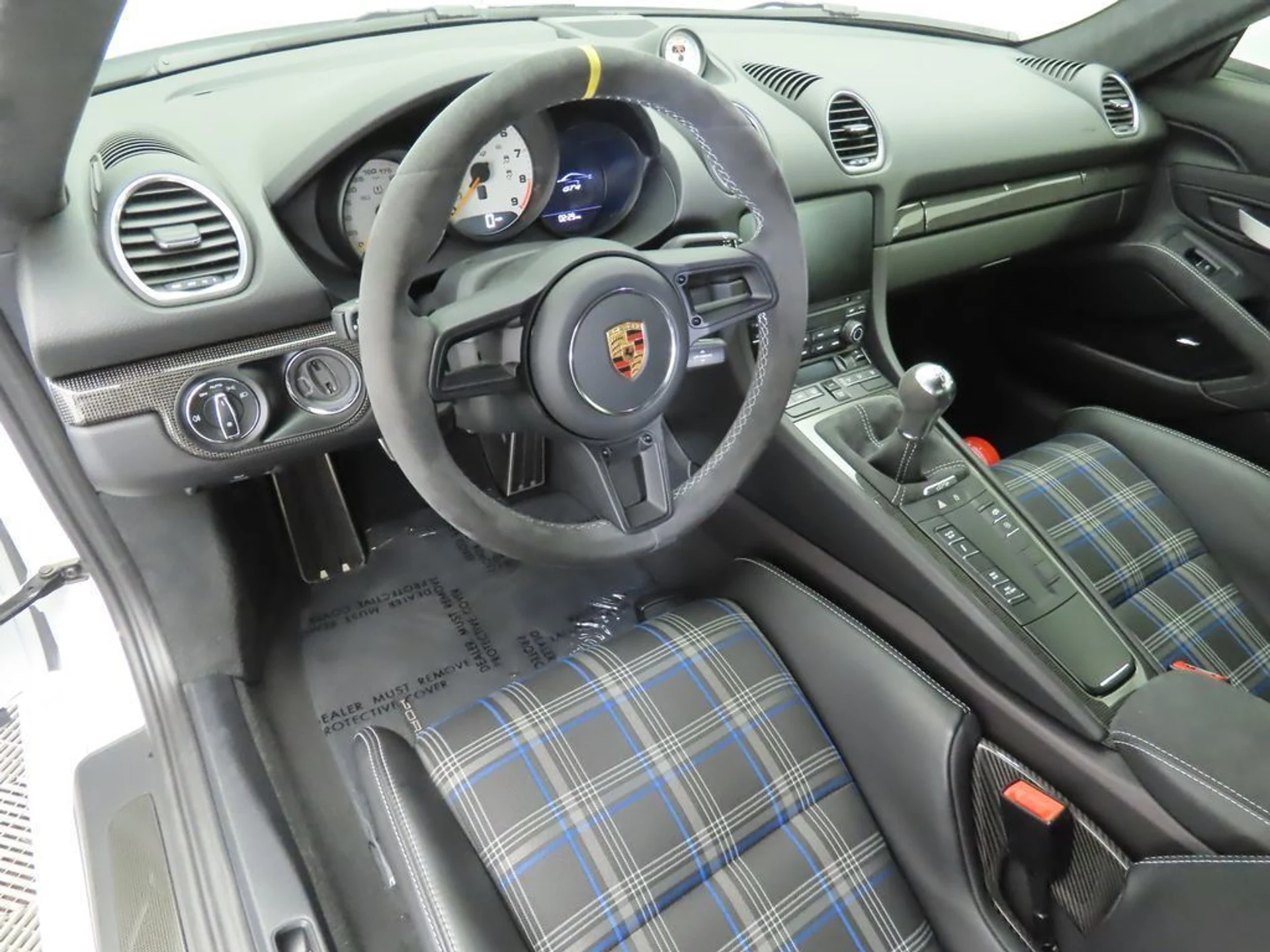 mph008_140924288_used_2020_porsche_718_cayman_gt4coupe_8119_22982883_9_1024_5664eef3d5