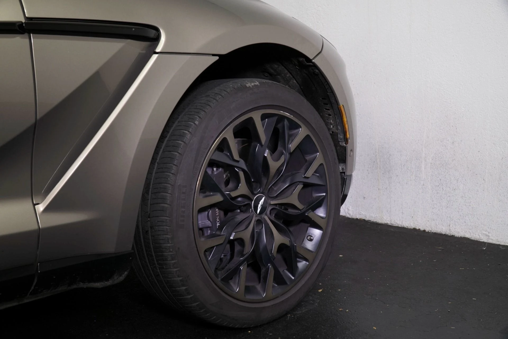 mph008_1410094716_Used_2021_Aston_Martin_DBX_Timeless_CPO_1767120477_be74b99bfd