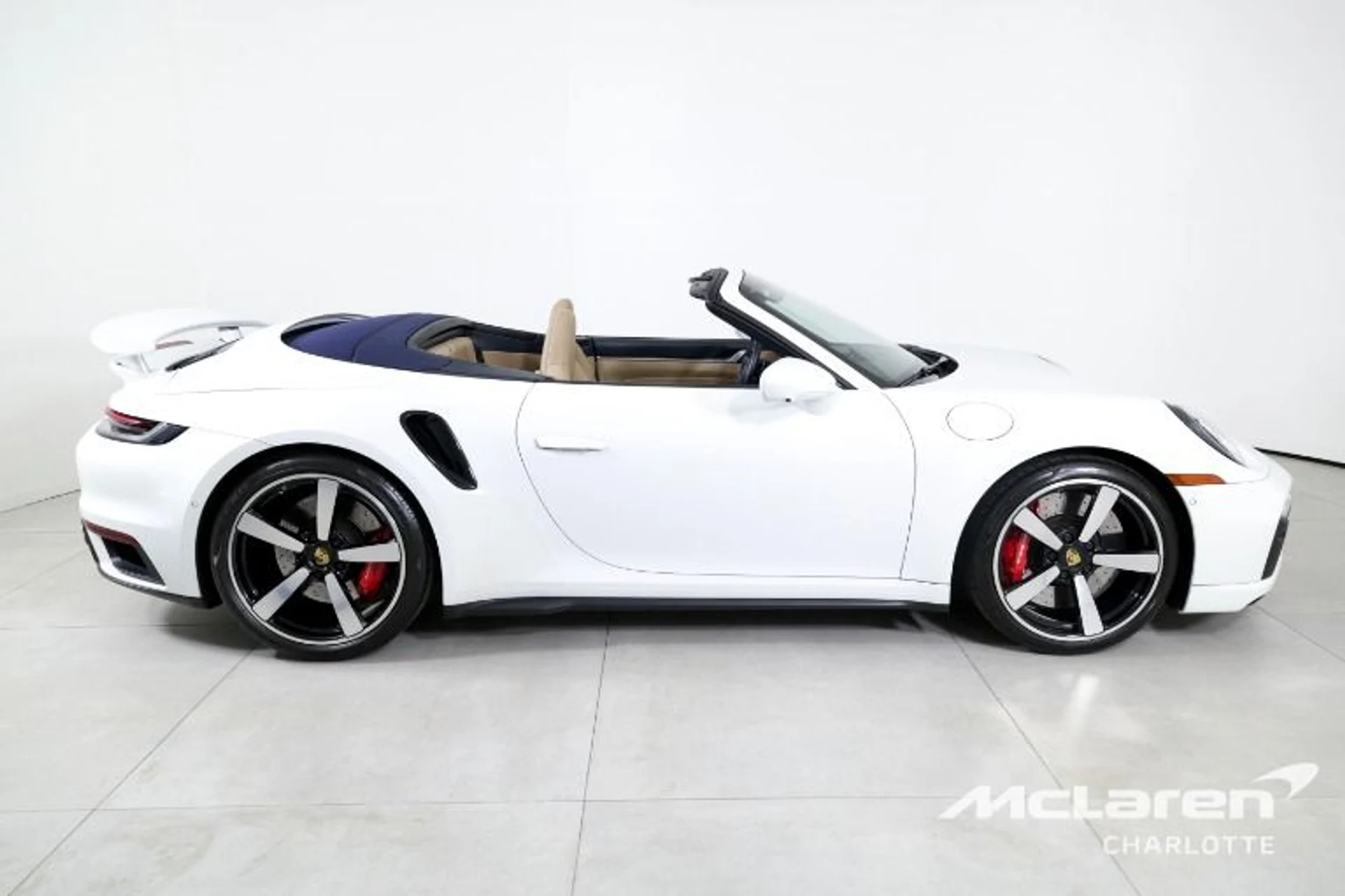 mph008_1412383596_Used_2022_Porsche_911_Turbo_23a7d1cae9