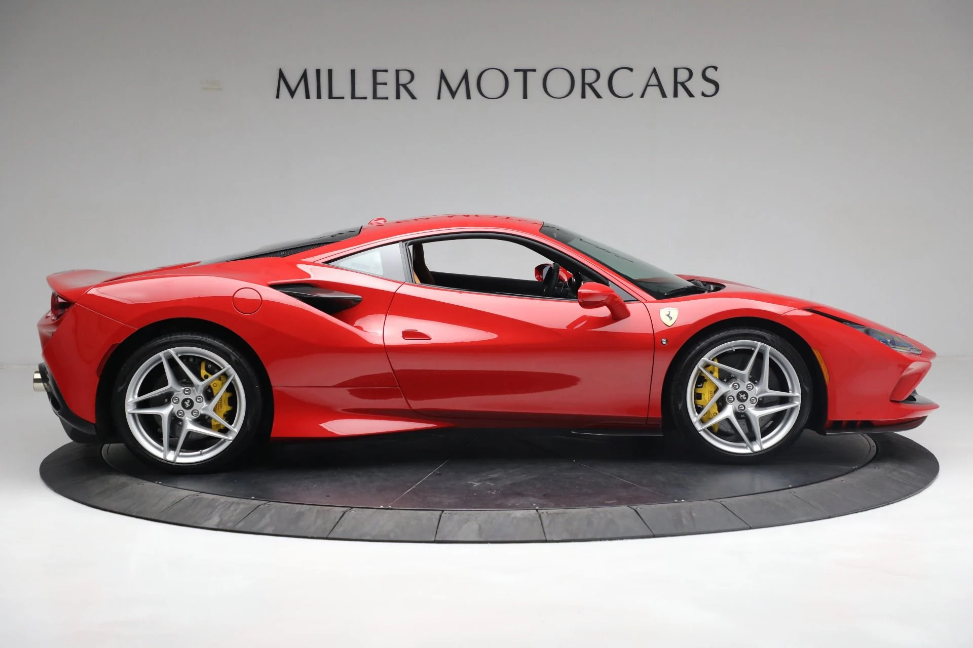 mph008_1417975557_Used_2020_Ferrari_F8_Tributo_1693421435_7ba7b2bf0f