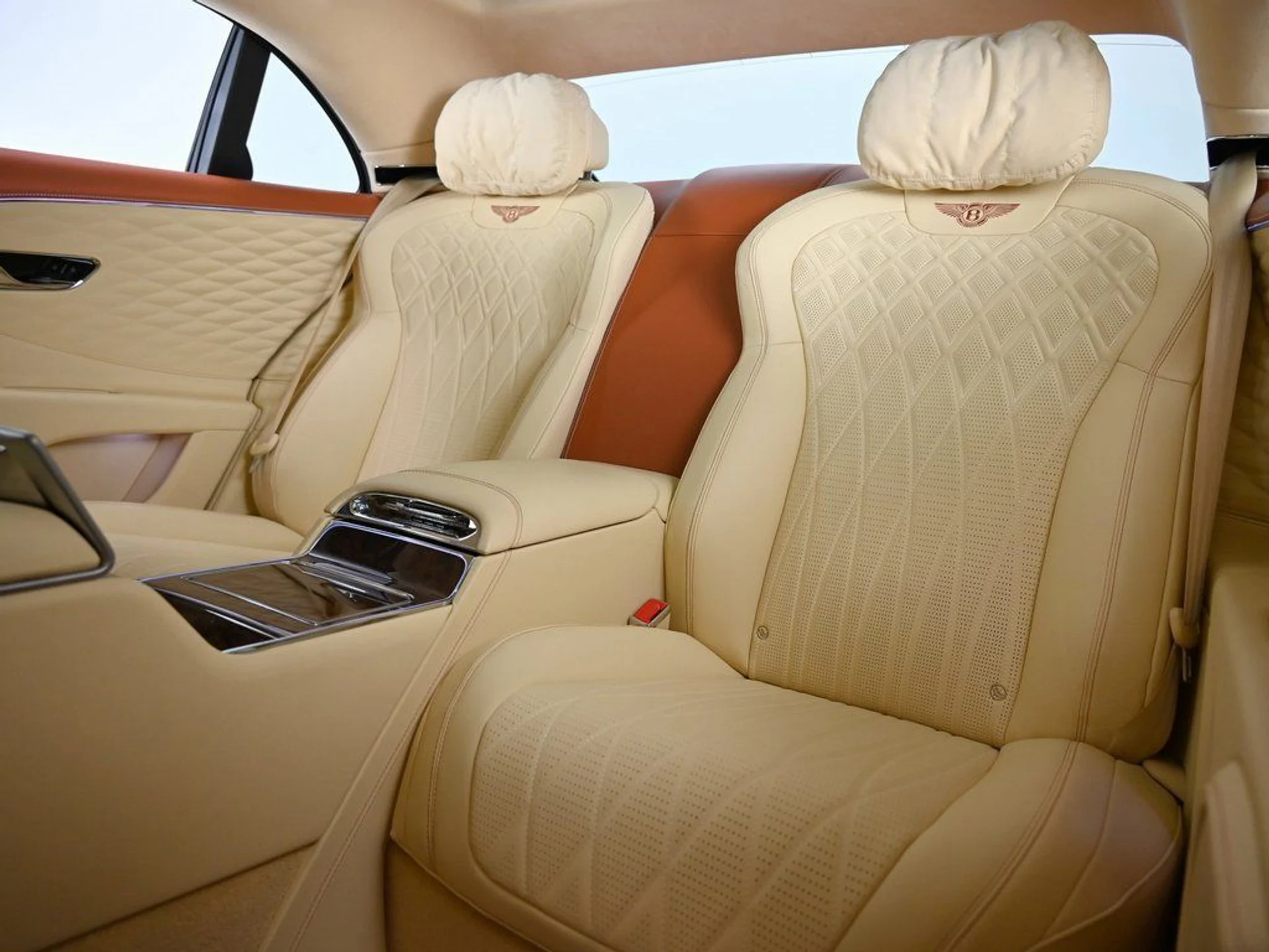 mph008_1418103132_e2450e2e4f9f4074b6fb44ea81a3a671_56e33997cc