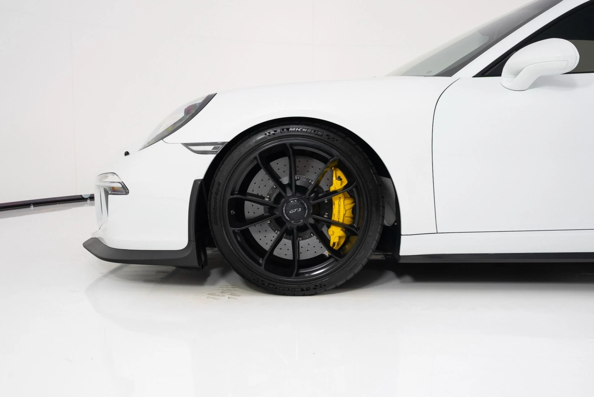 mph008_142185960_Used_2015_Porsche_911_GT_3_1755021413_bb88cb6cfe