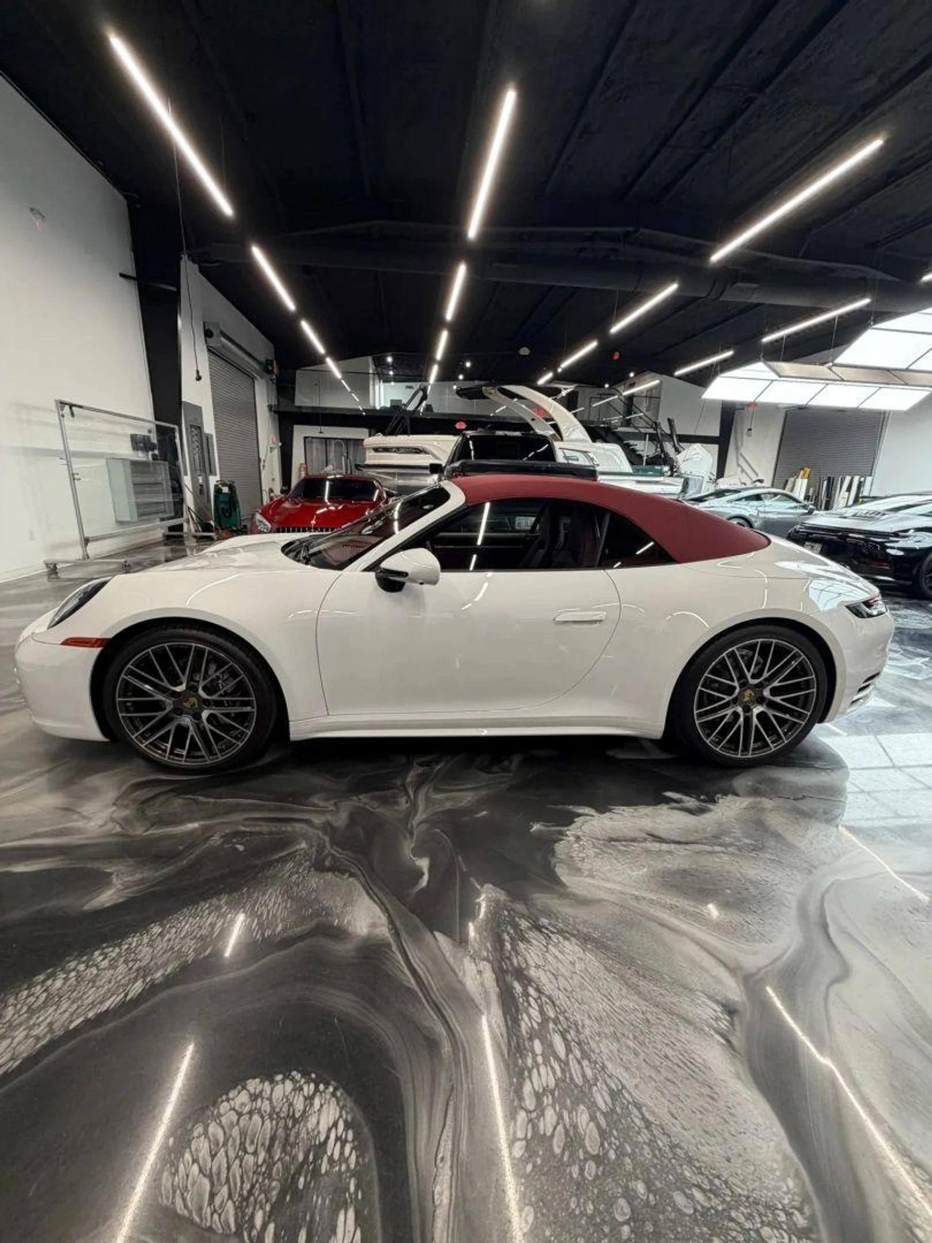 mph008_1431816795_Used_2022_Porsche_911_Carrera_Cabriolet_2_D_1786495183_1dc5a740ea