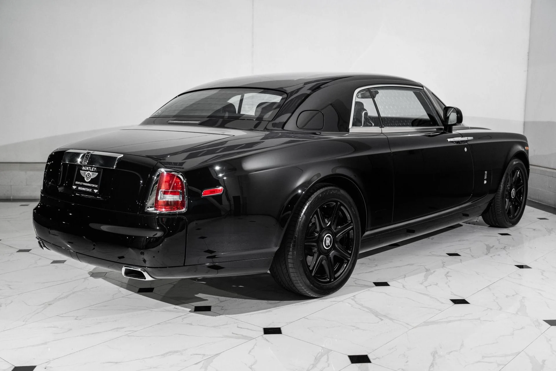 mph008_1436581325_Used_2010_Rolls_Royce_Phantom_Coupe_1760972669_08ee680258