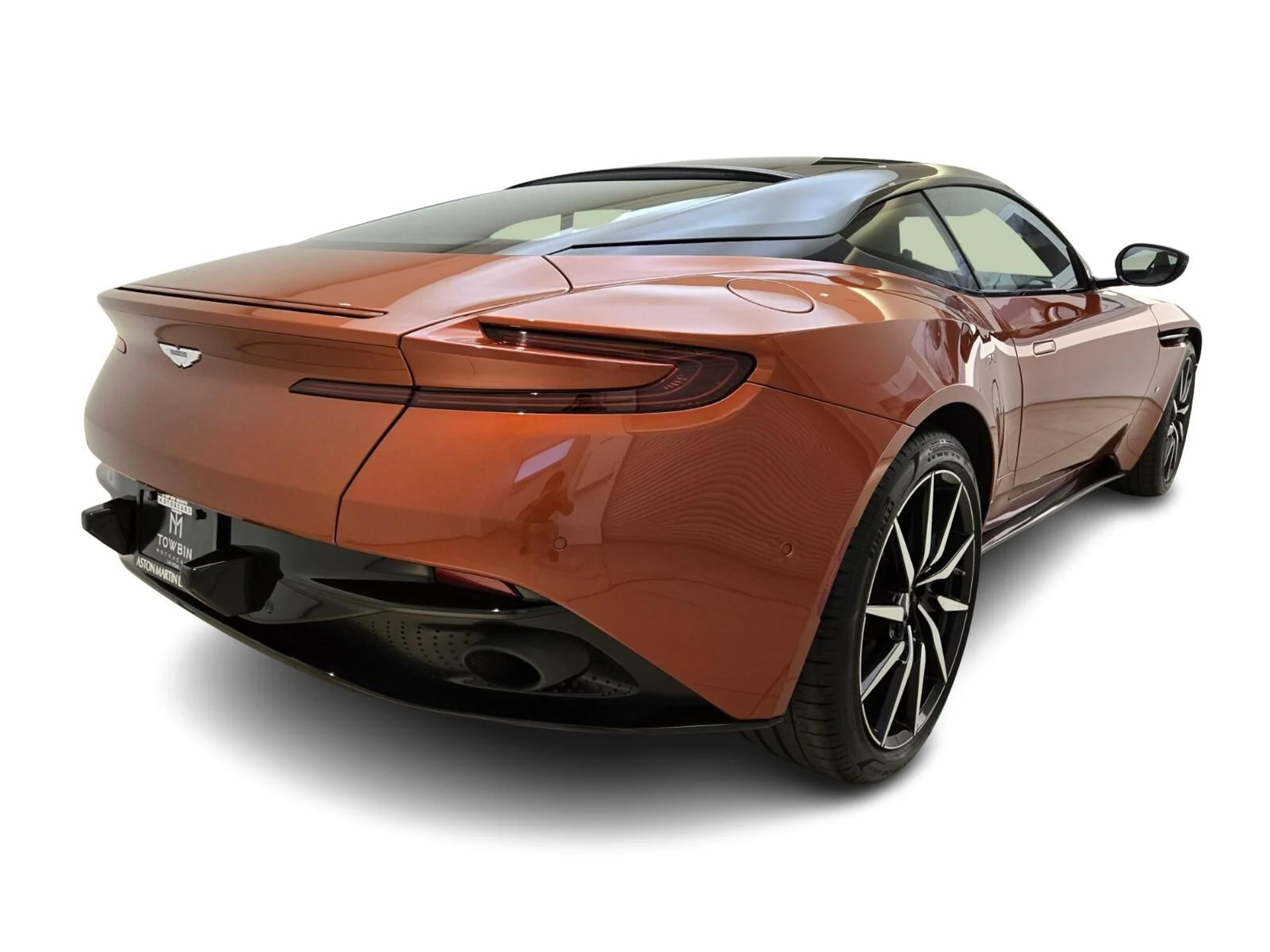 mph008_1440031932_Used_2017_Aston_Martin_DB_11_Launch_Edition_1765003825_d6171eb1d8