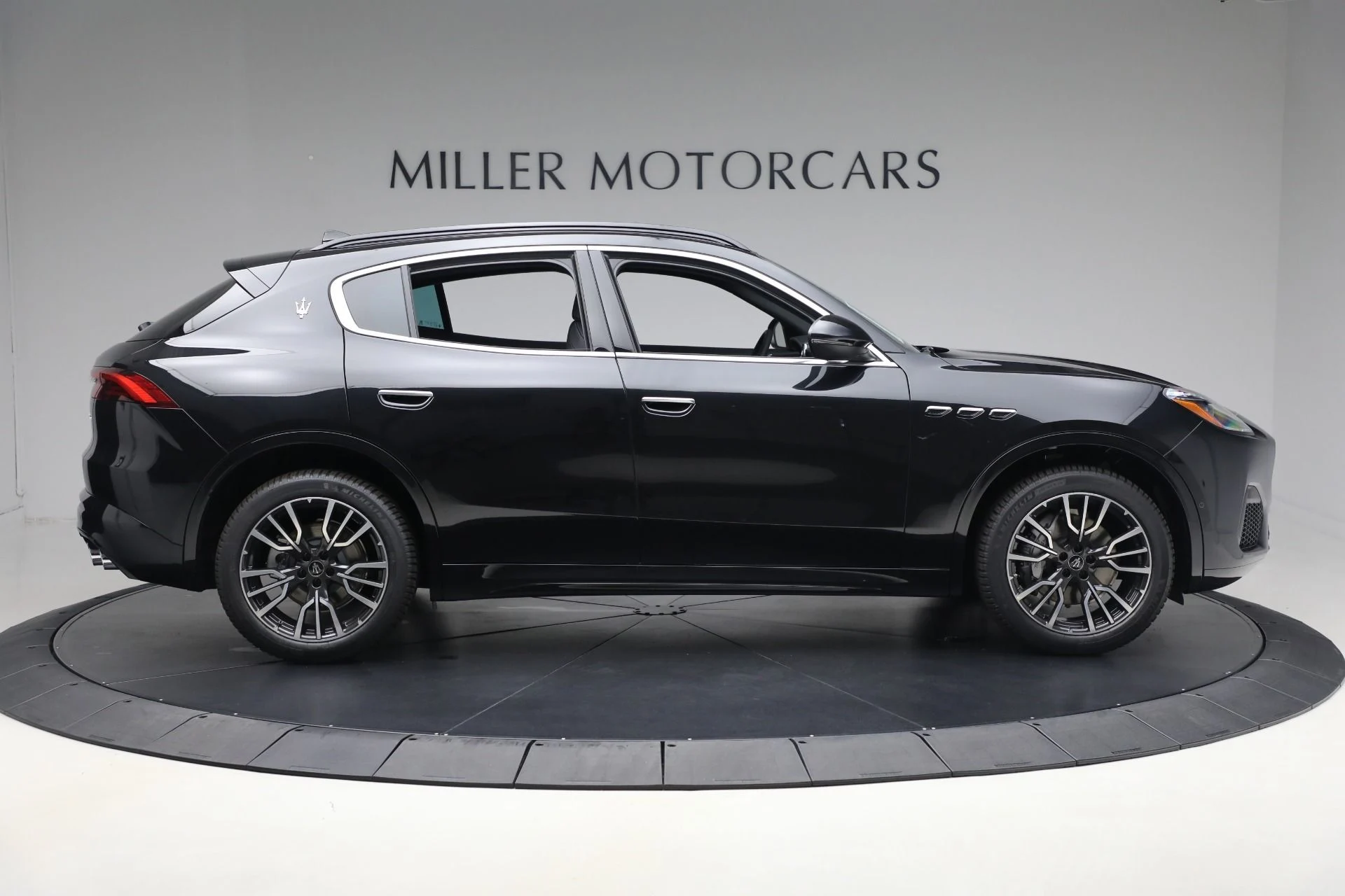 mph008_1444590253_New_2025_Maserati_Grecale_0ac5ec34fb