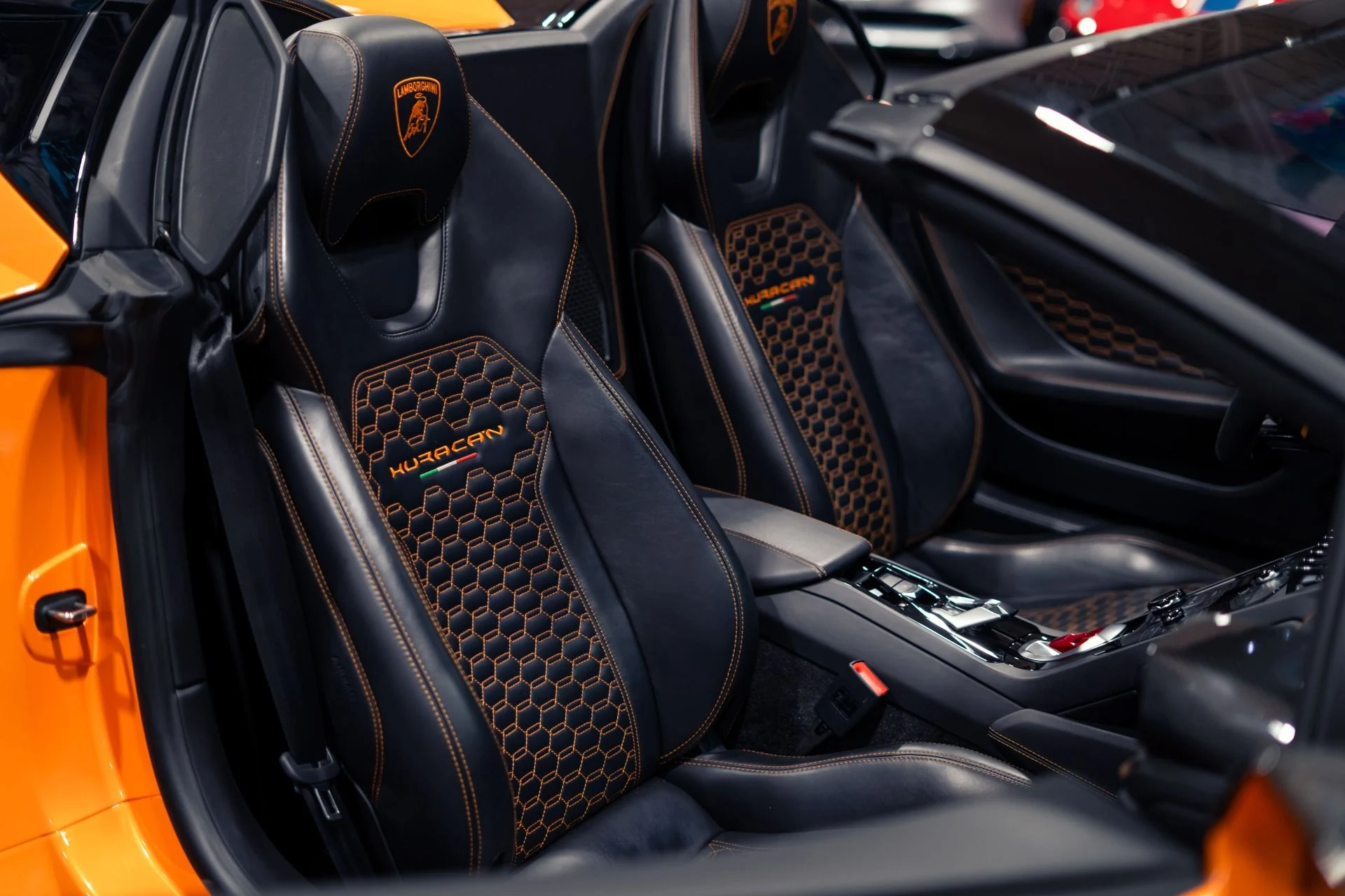 mph008_1456629365_Used_2017_Lamborghini_Huracan_LP_610_4_Spyder_1780761018_d6436a7947