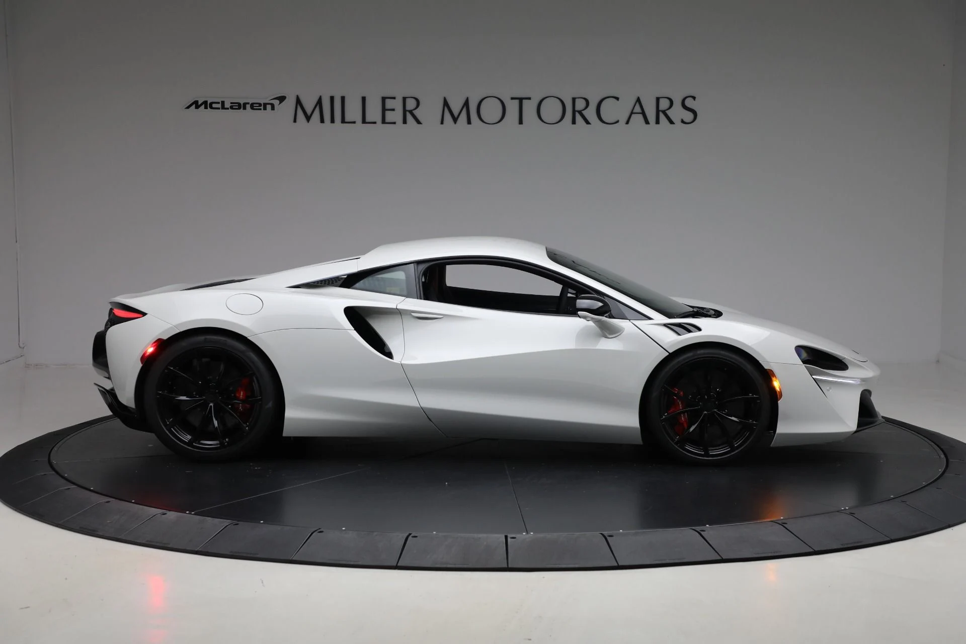 mph008_1475413961_New_2026_Mc_Laren_Artura_Tech_Lux_e2a9e39be2