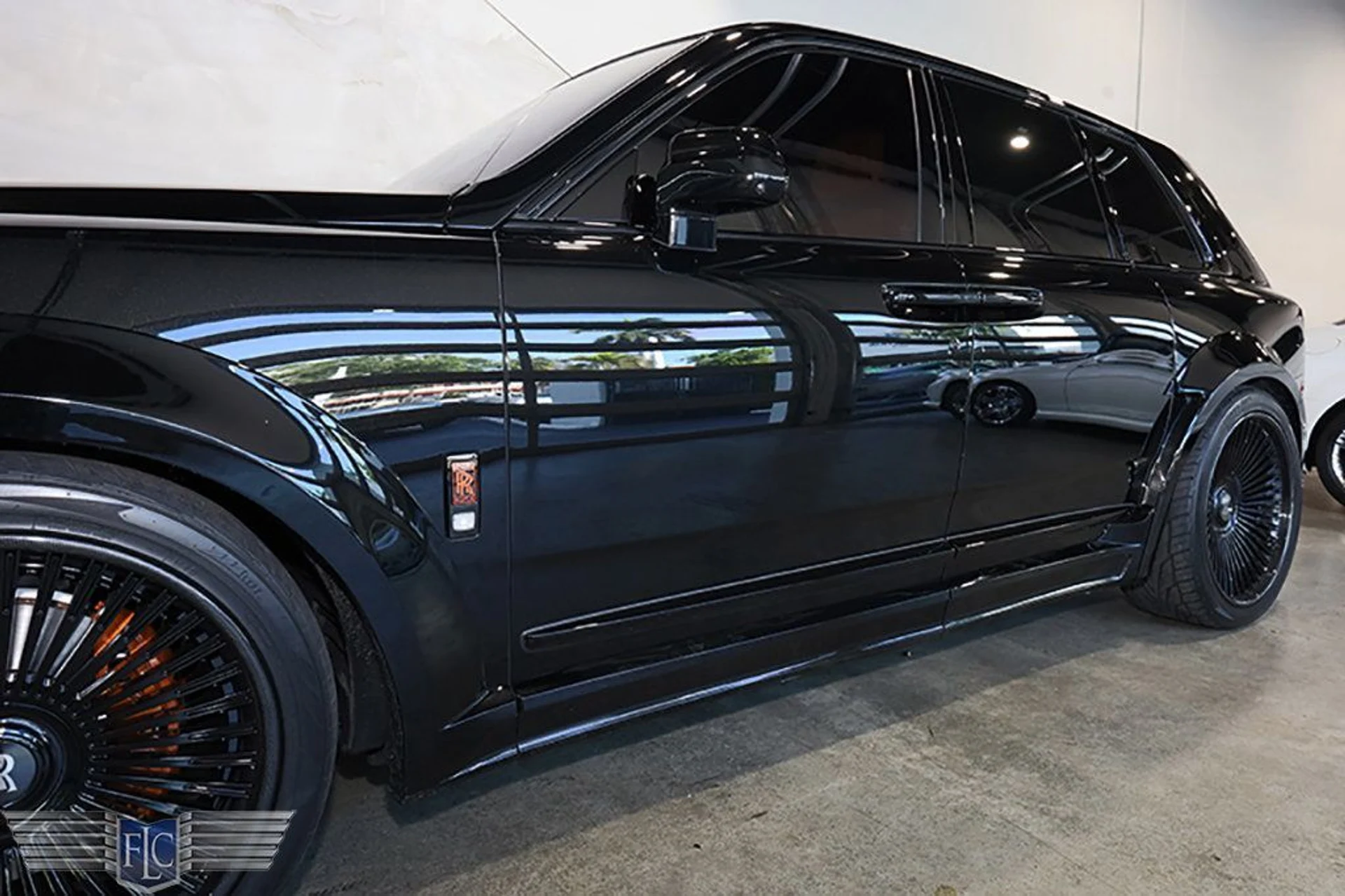 mph008_1486109189_used_2023_rolls_royce_cullinan_blackbadgesportutility_9689_23001935_9_1024_768fa06316