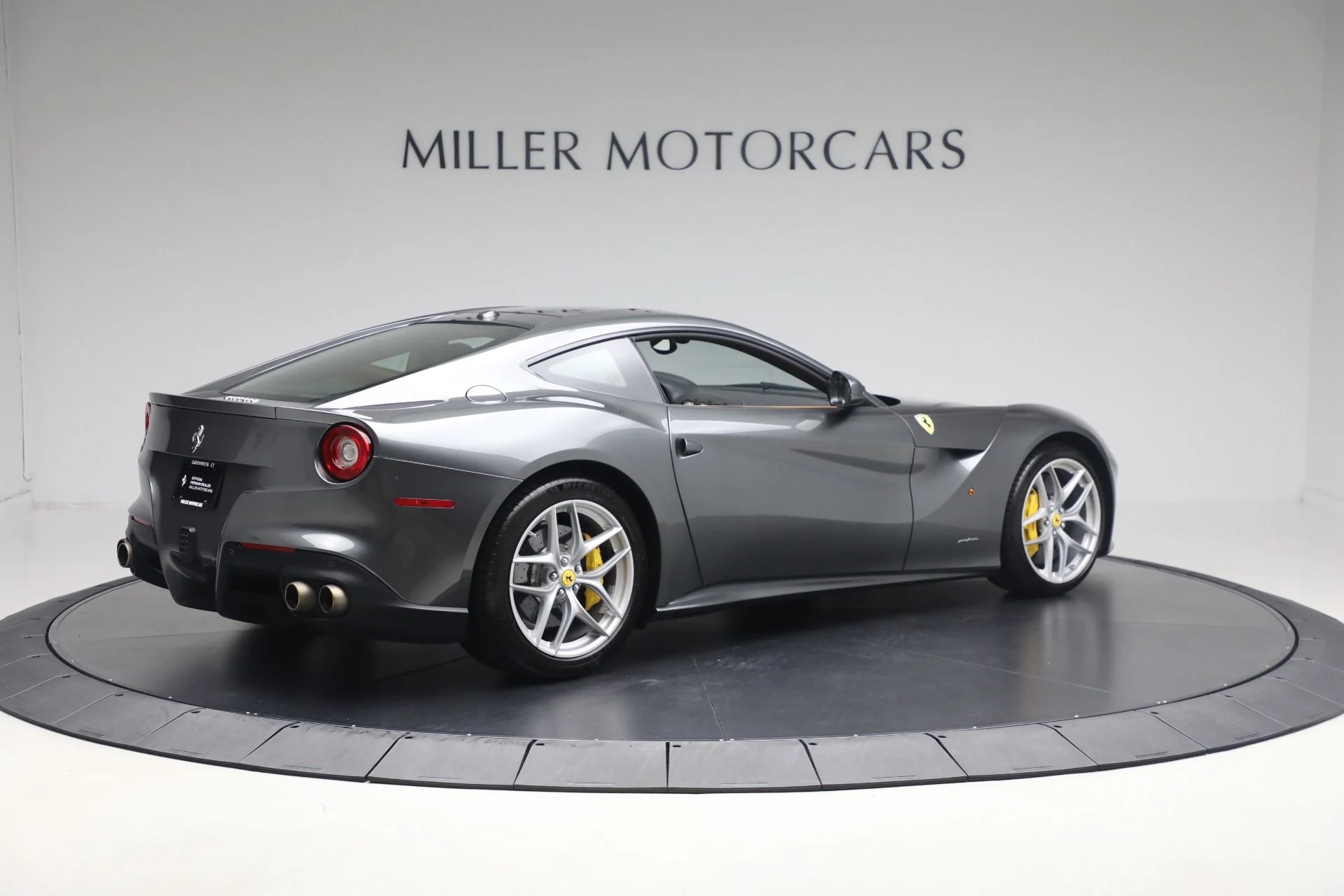 mph008_1492671043_Used_2014_Ferrari_F12berlinetta_a70fe77f7f
